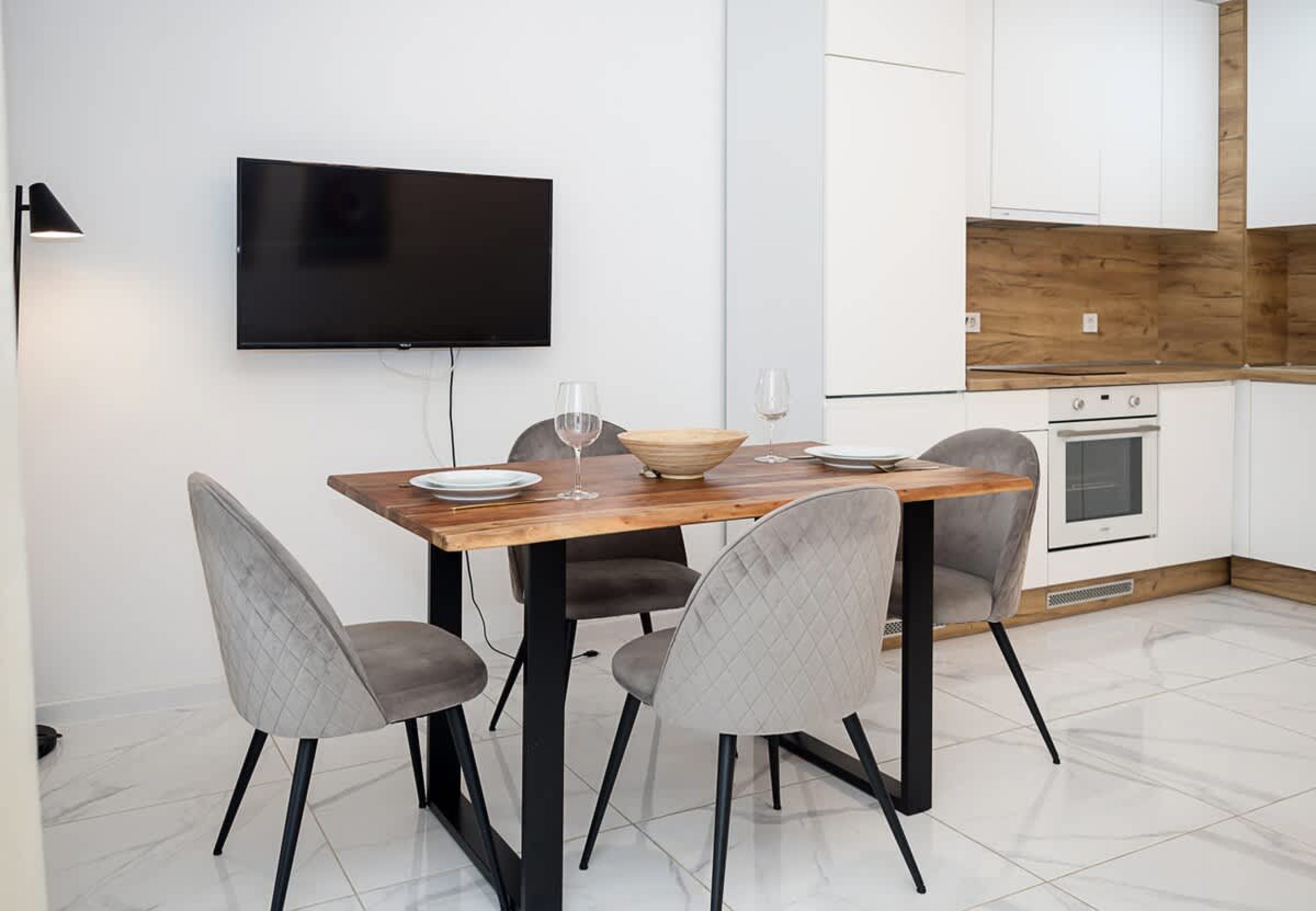 BuenaVista | Modern Comfort near Varna City Center - Photo 10