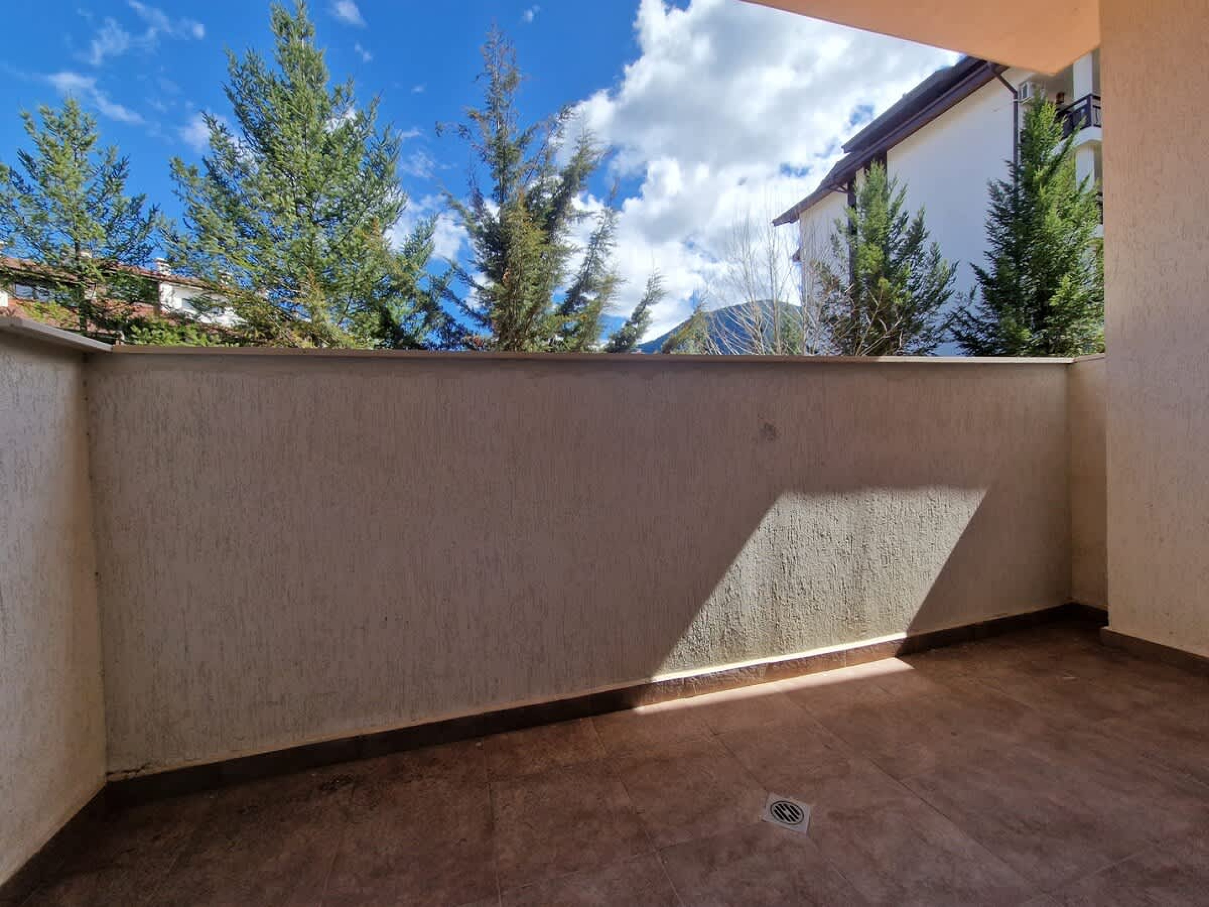 Scoutaround White Logo