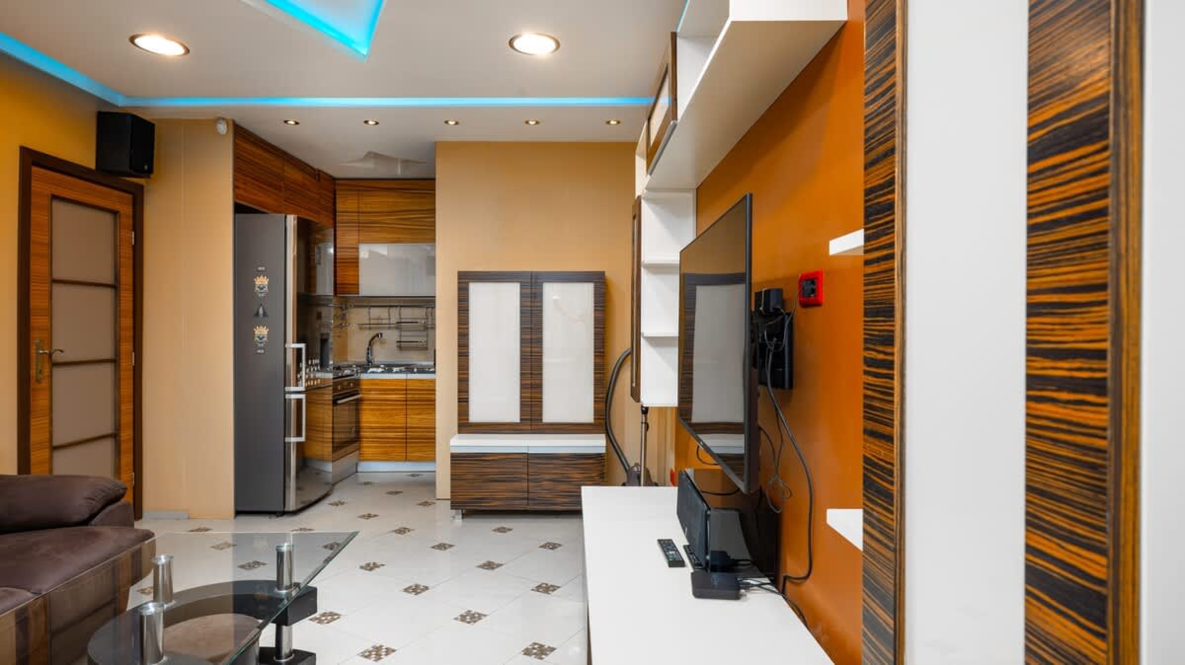 Scoutaround White Logo