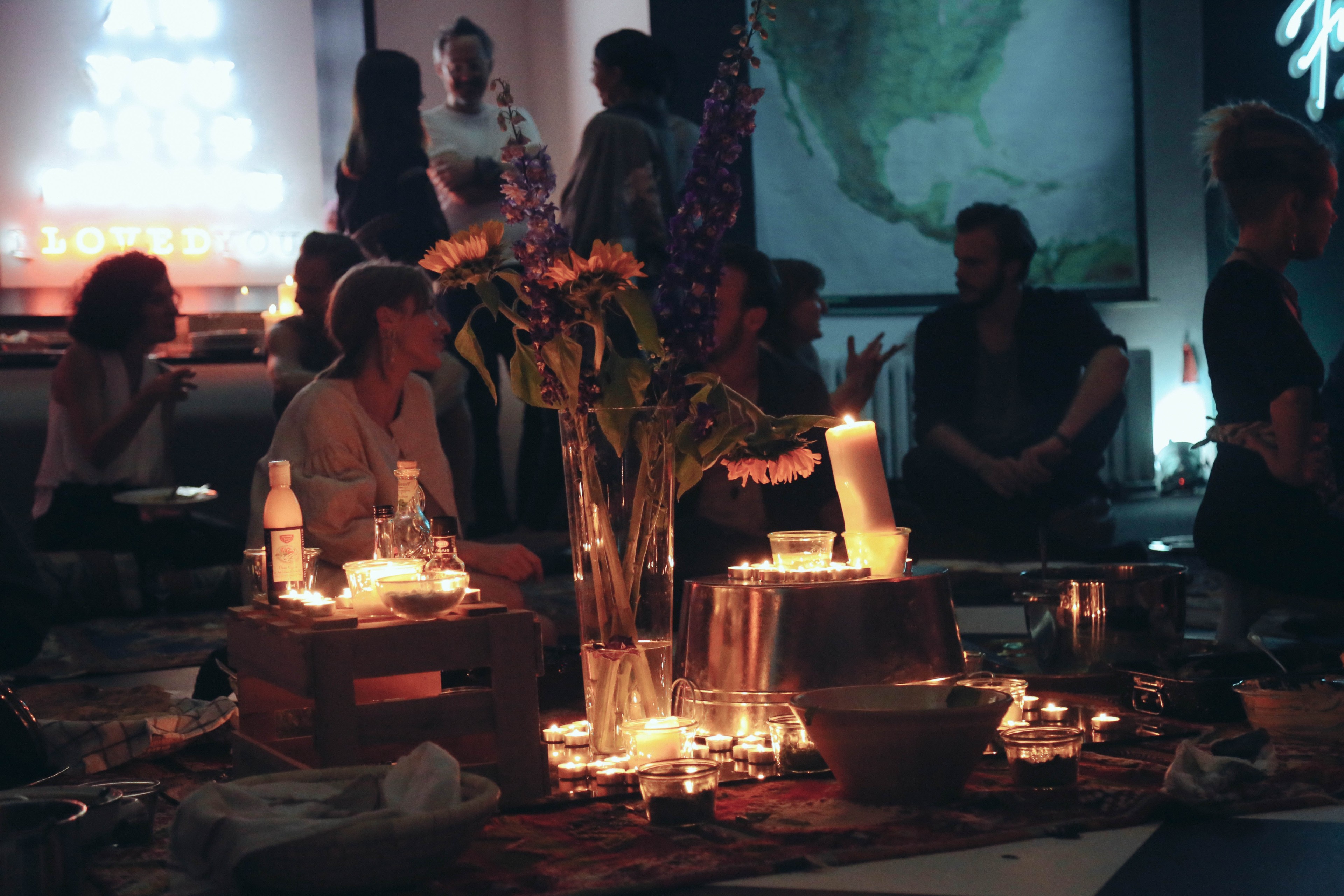 Scoutaround White Logo