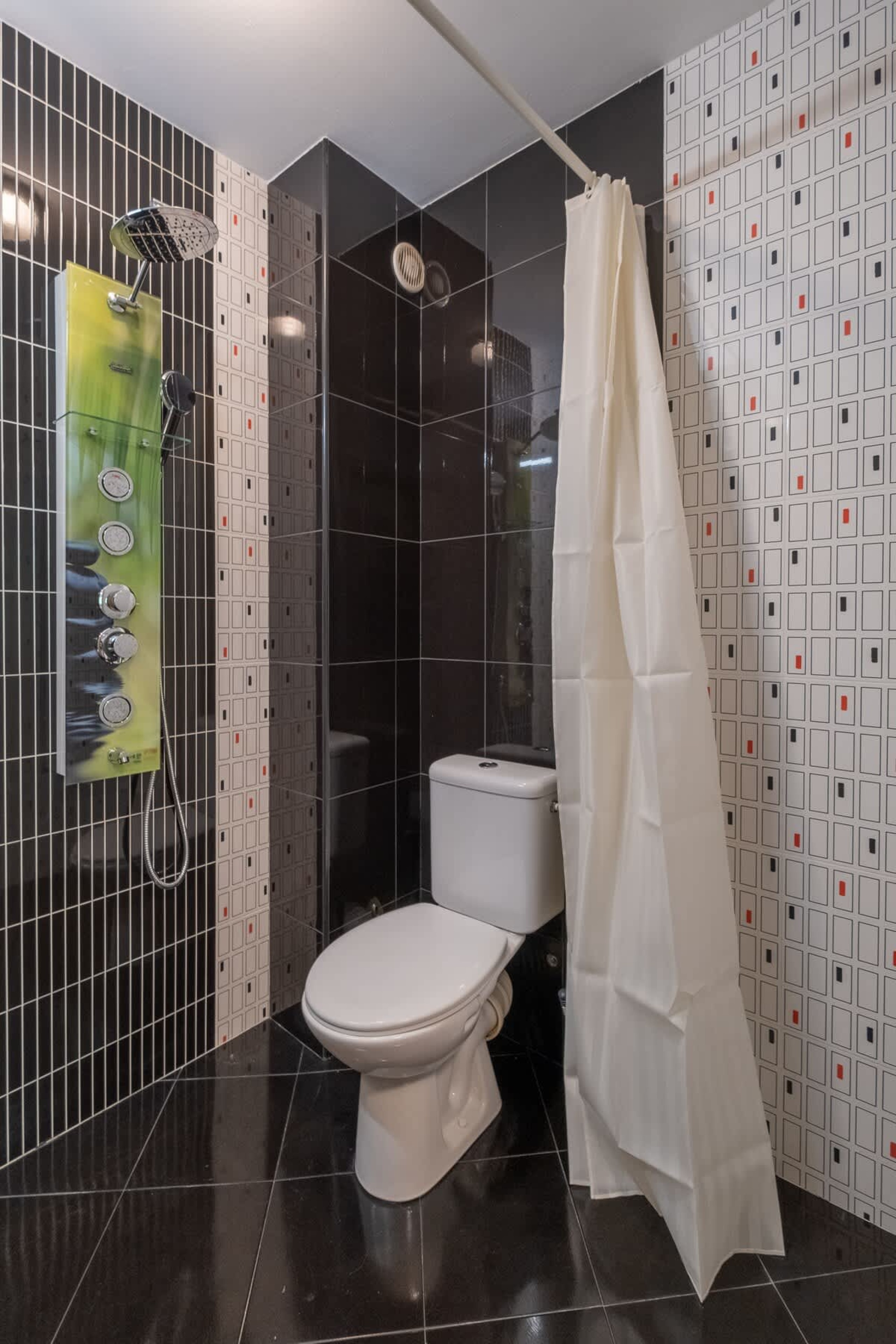 Scoutaround White Logo