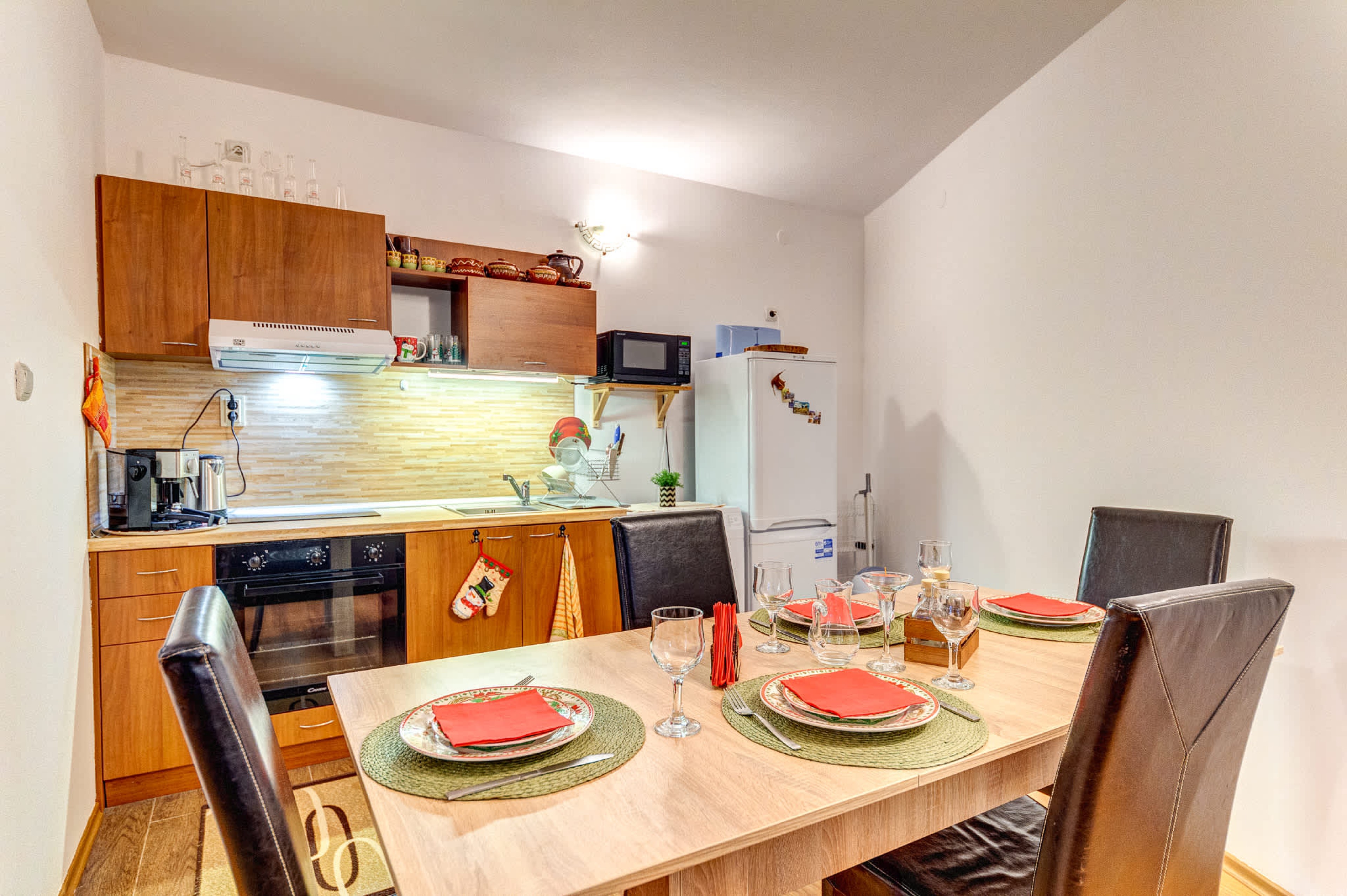 Scoutaround White Logo