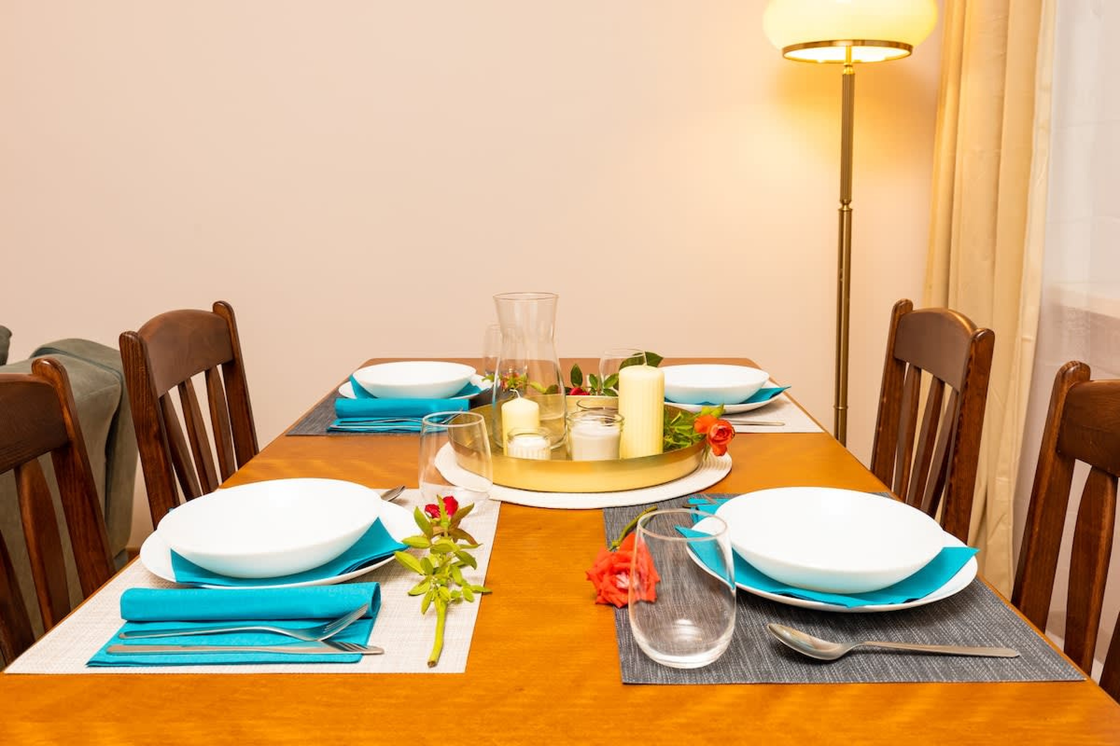 Scoutaround White Logo