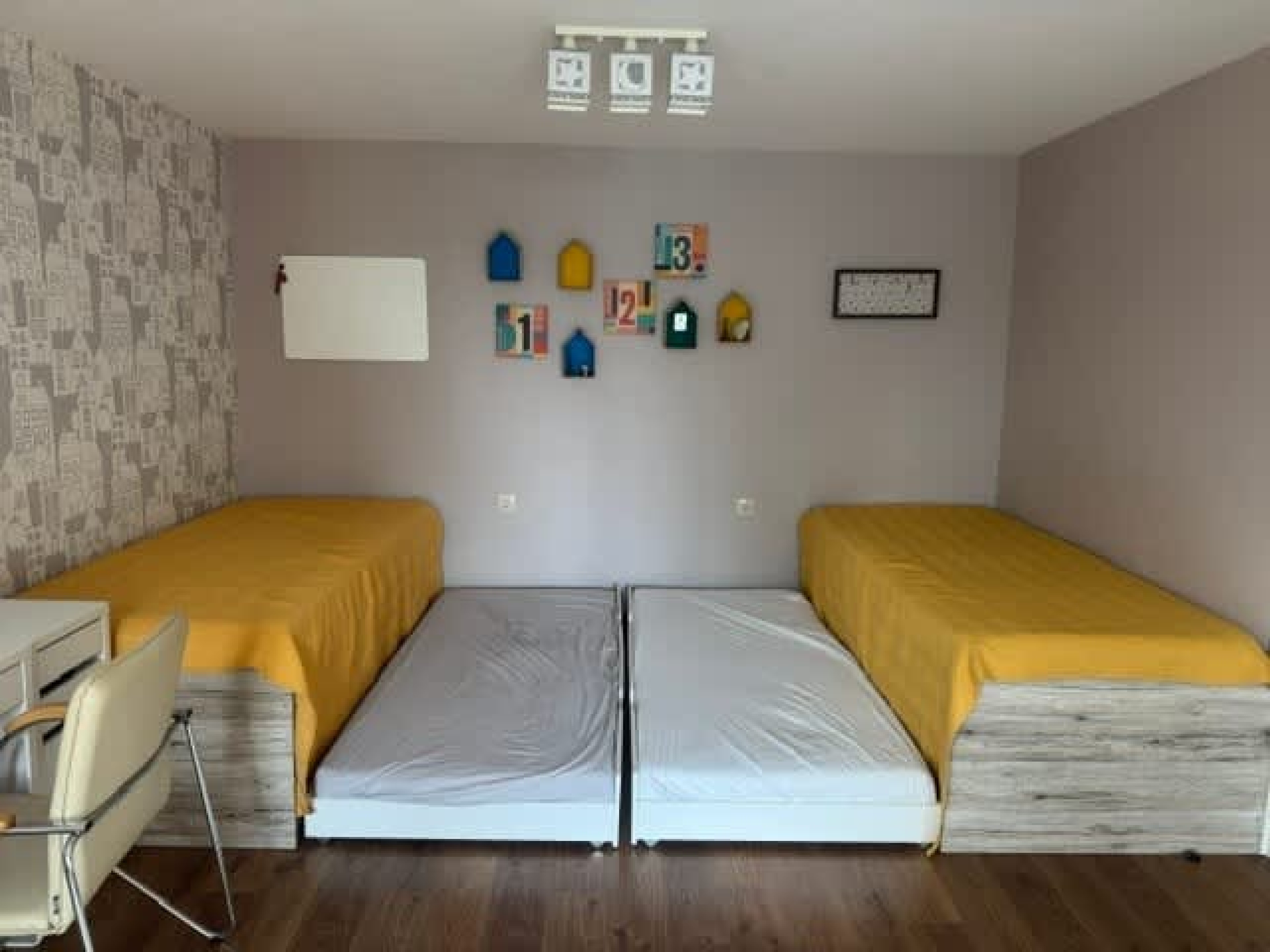 Scoutaround White Logo