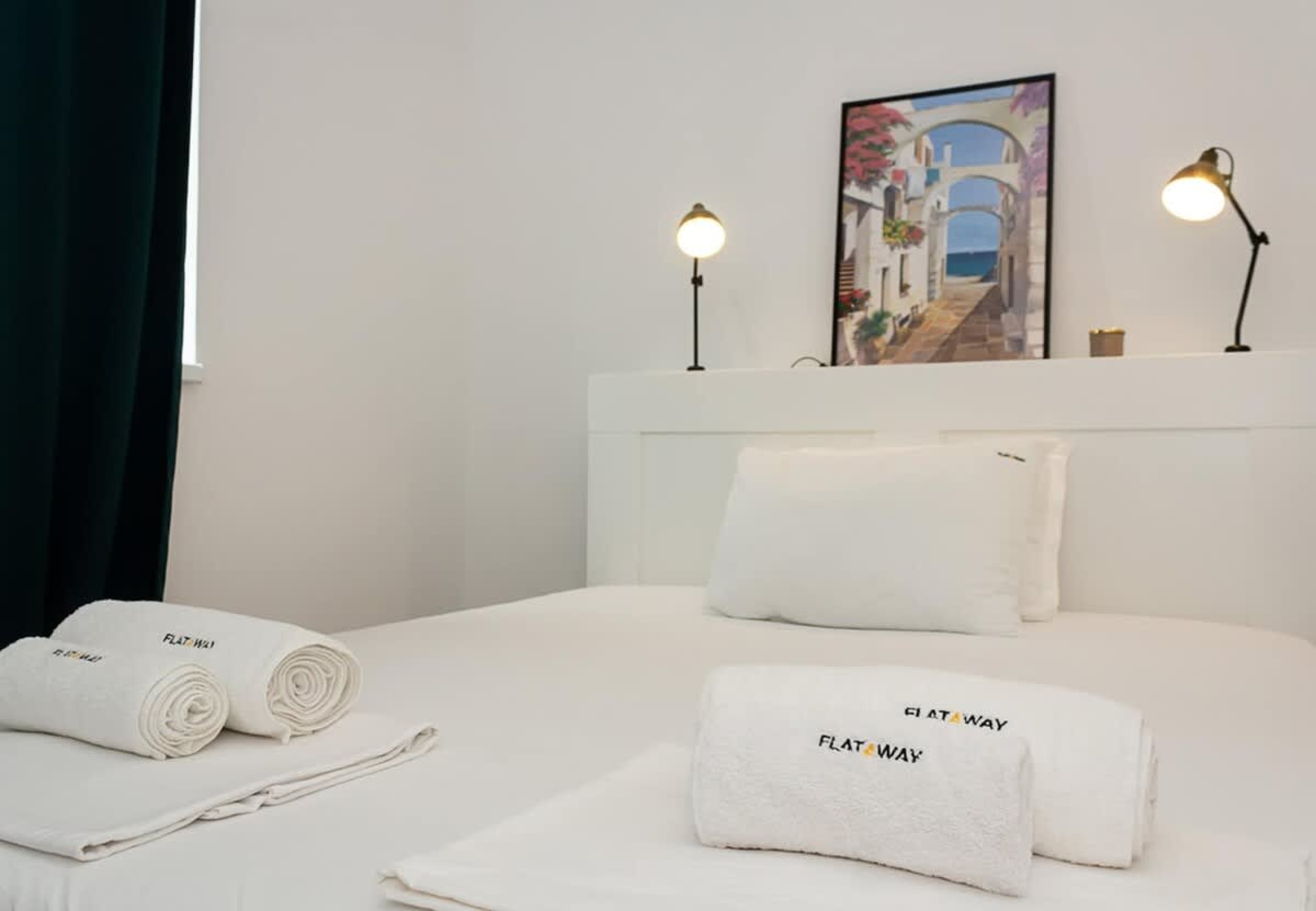 Scoutaround White Logo