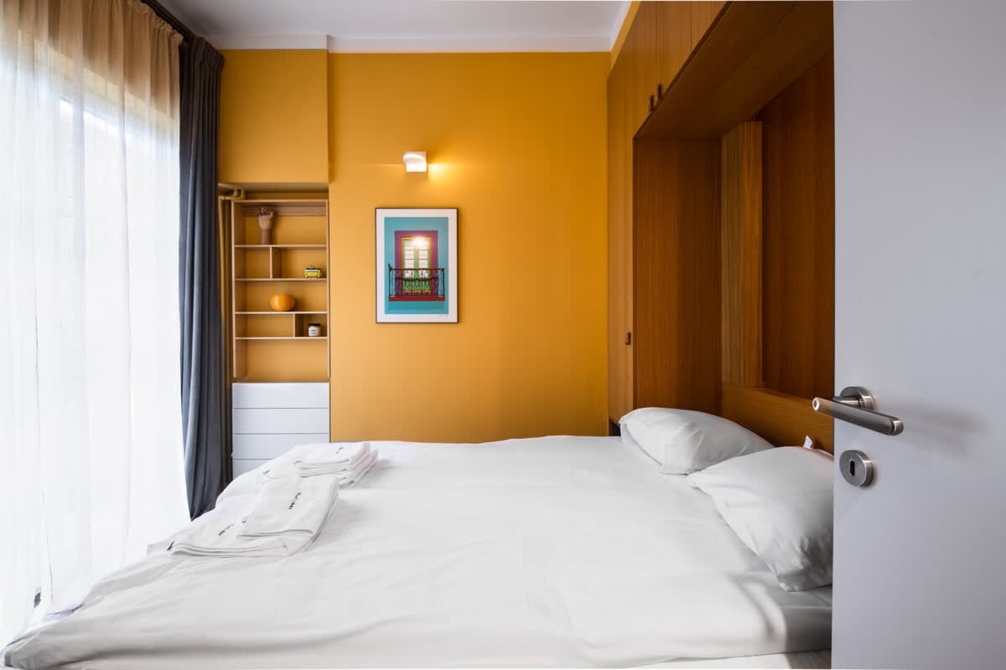 Scoutaround White Logo