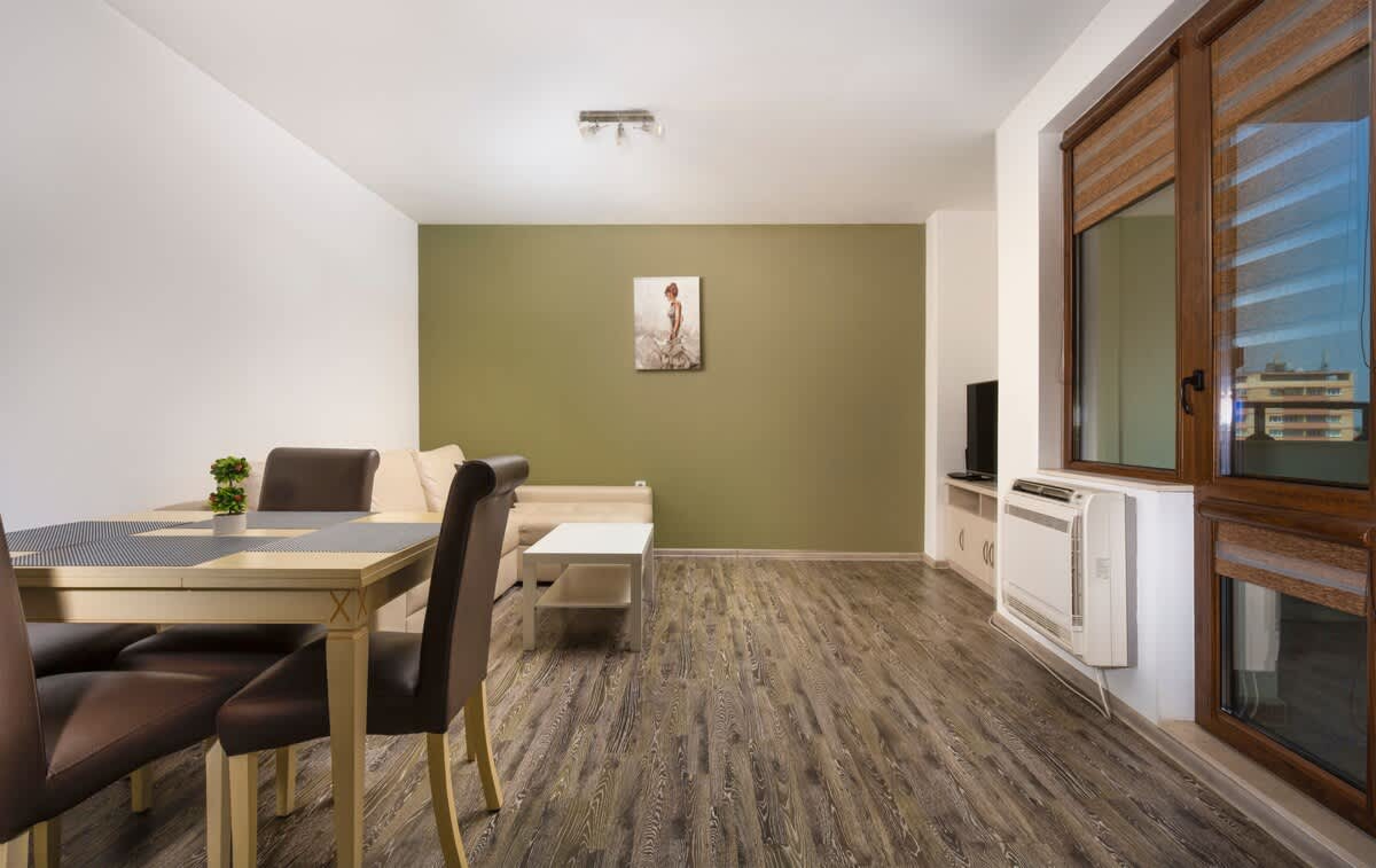 Scoutaround White Logo