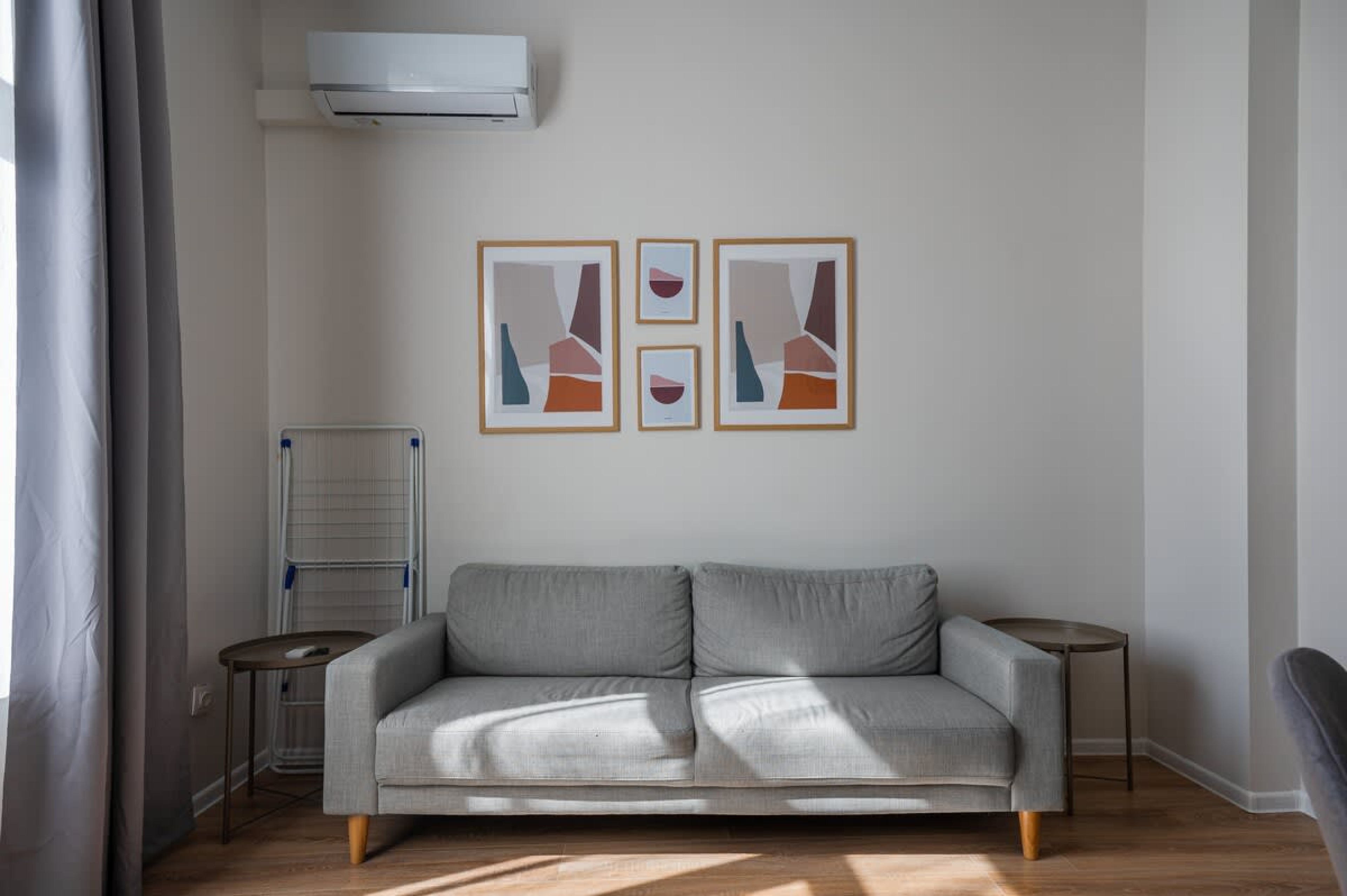 Scoutaround White Logo