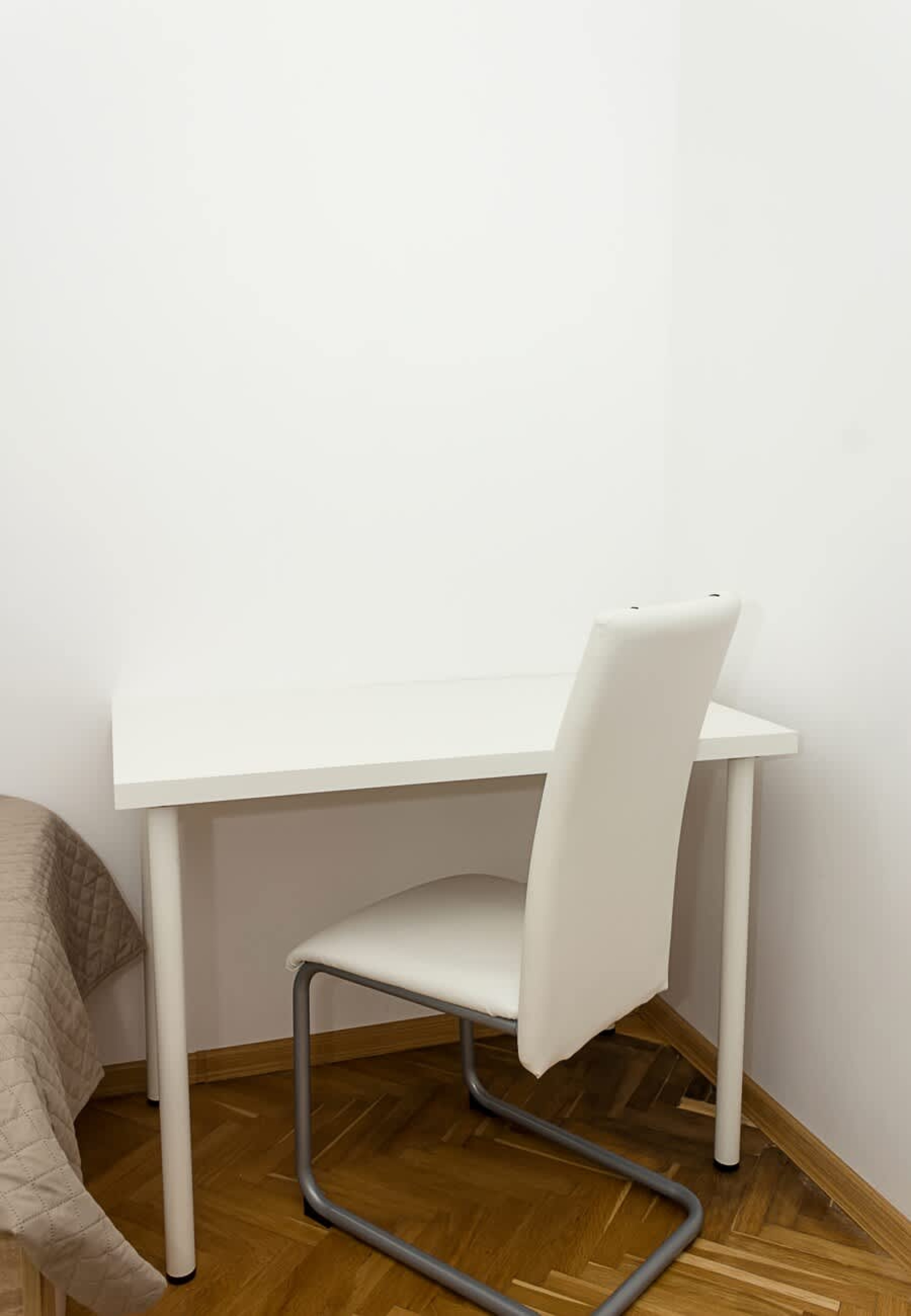 Scoutaround White Logo