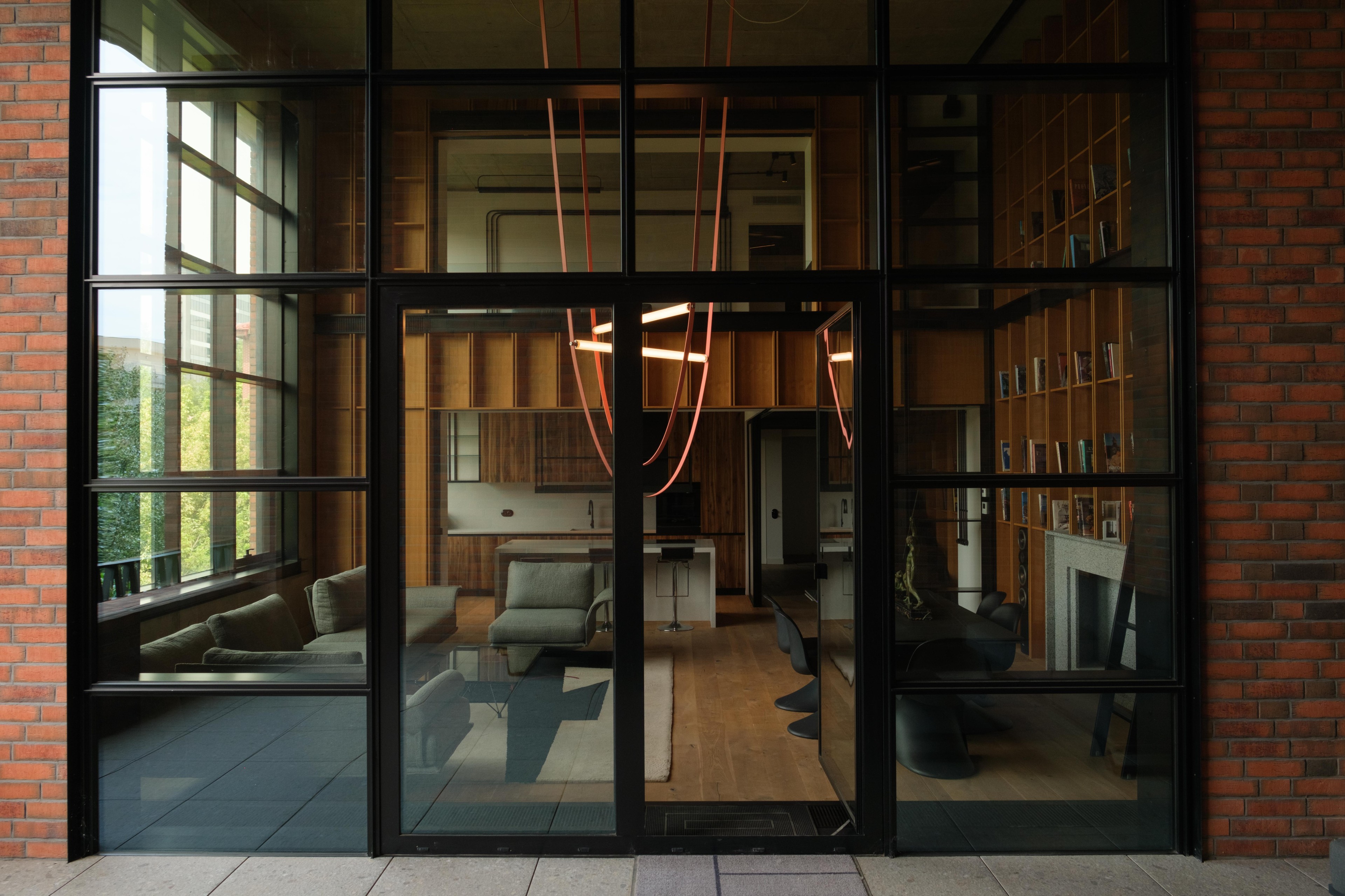 Scoutaround White Logo