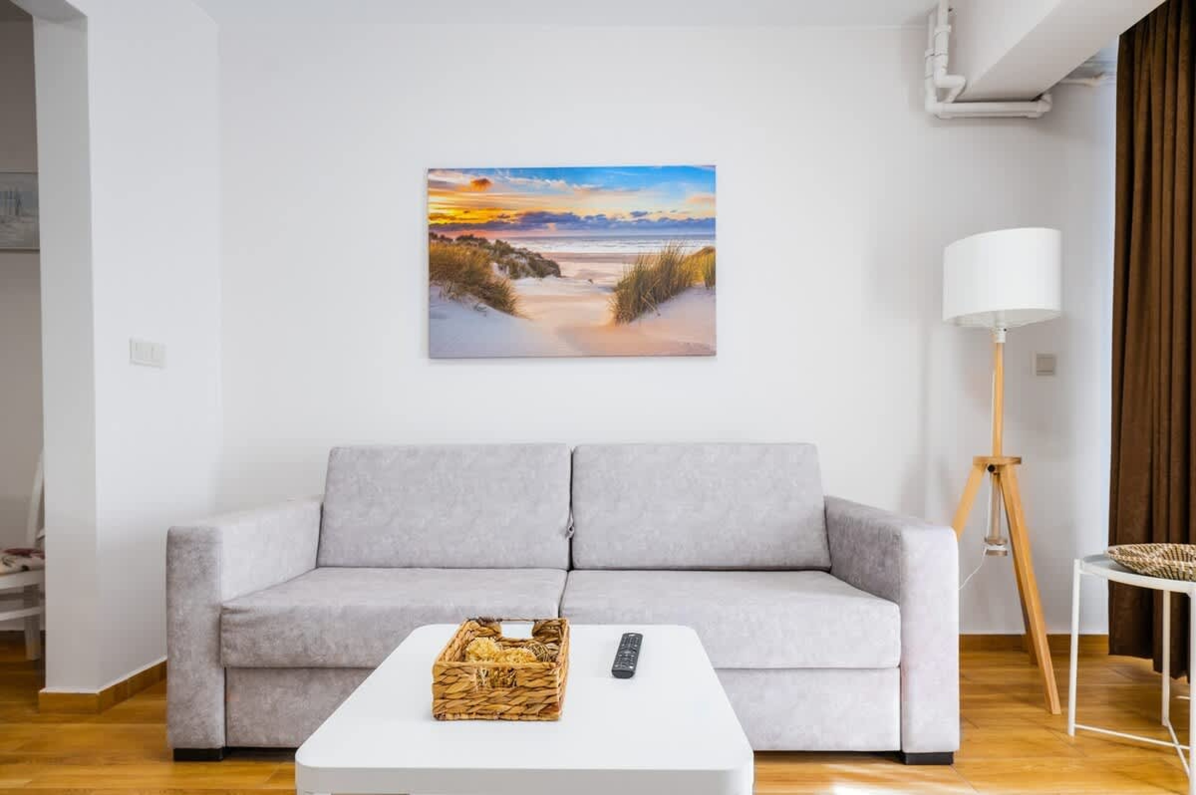 Scoutaround White Logo