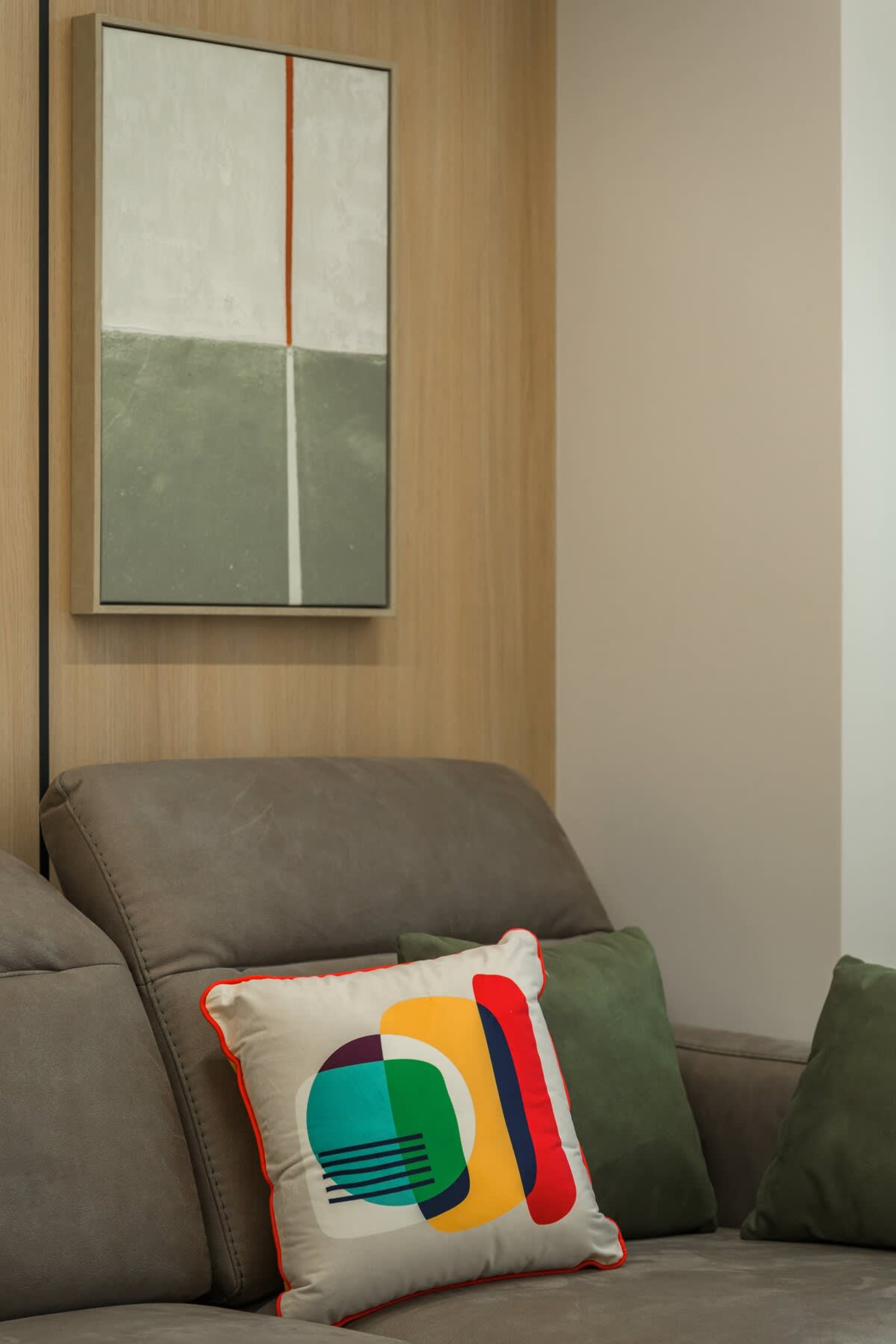 Scoutaround White Logo