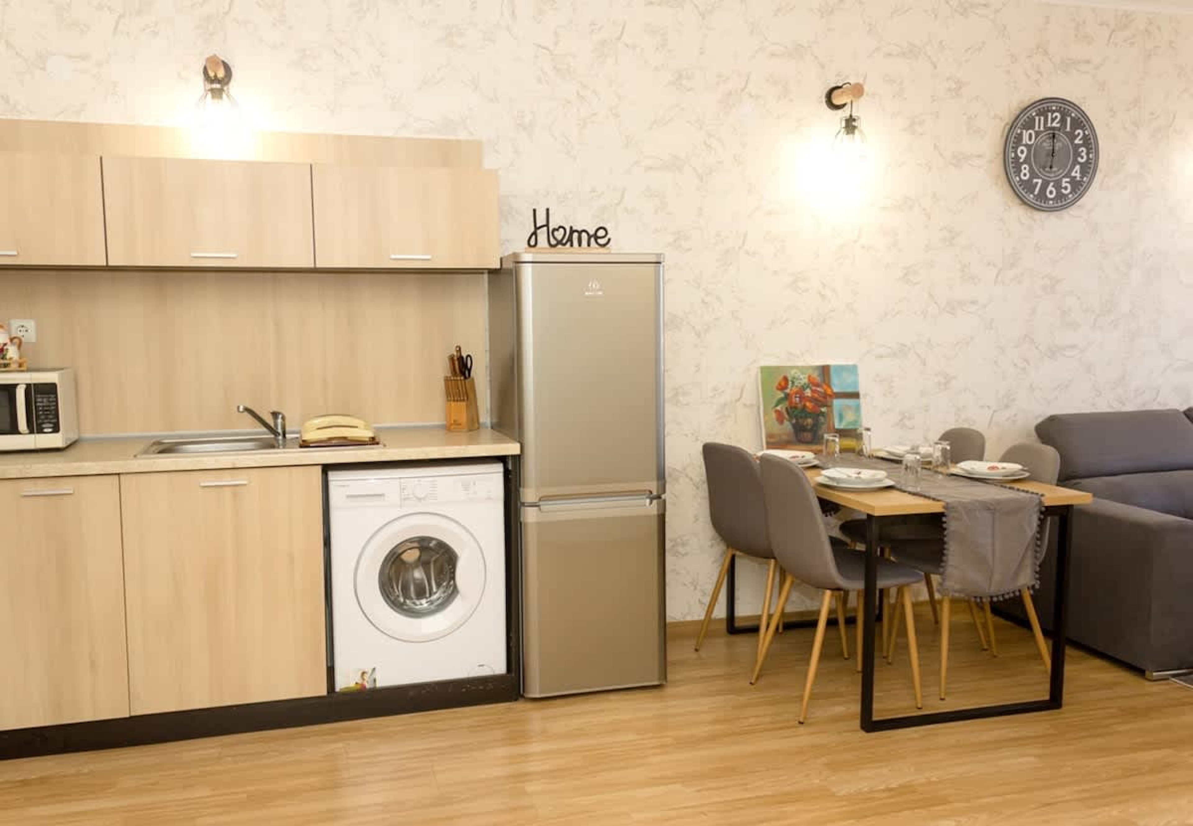 Scoutaround White Logo