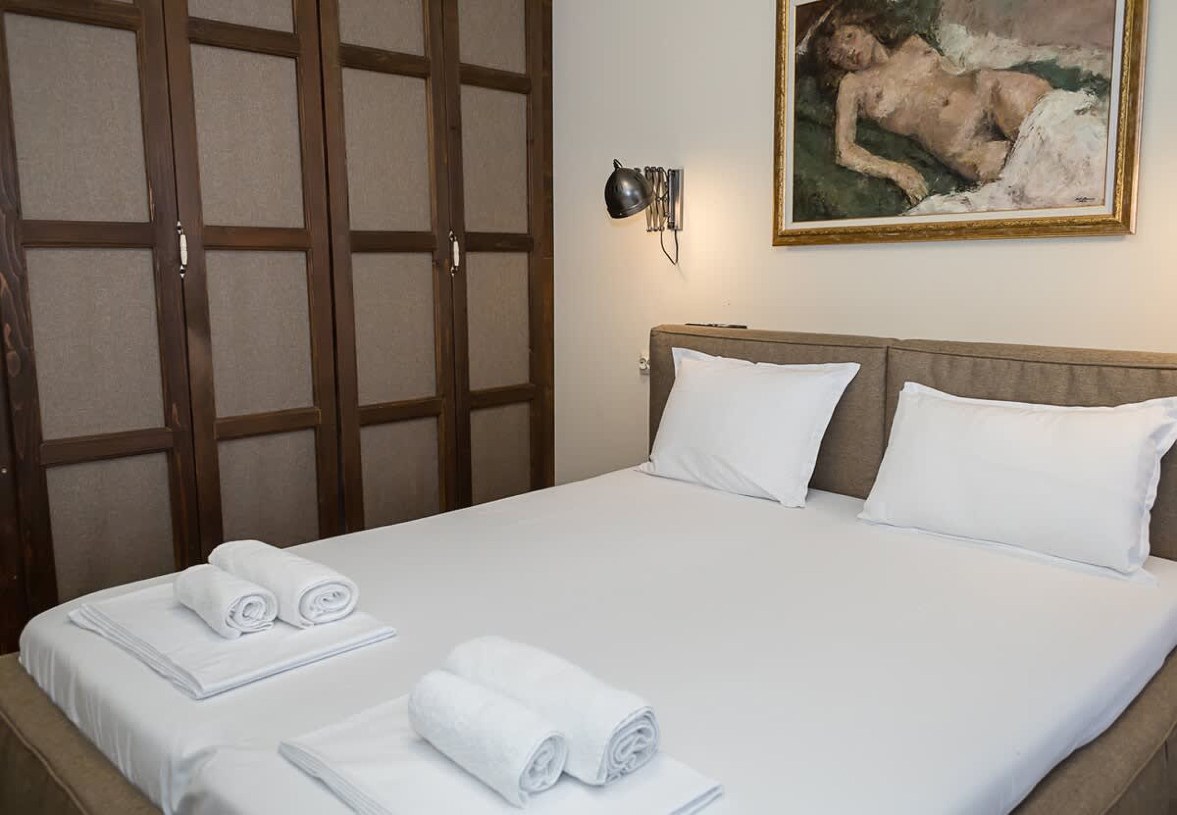 Modern Comfort &amp; Vintage Charm with Panoramic View - Photo 17