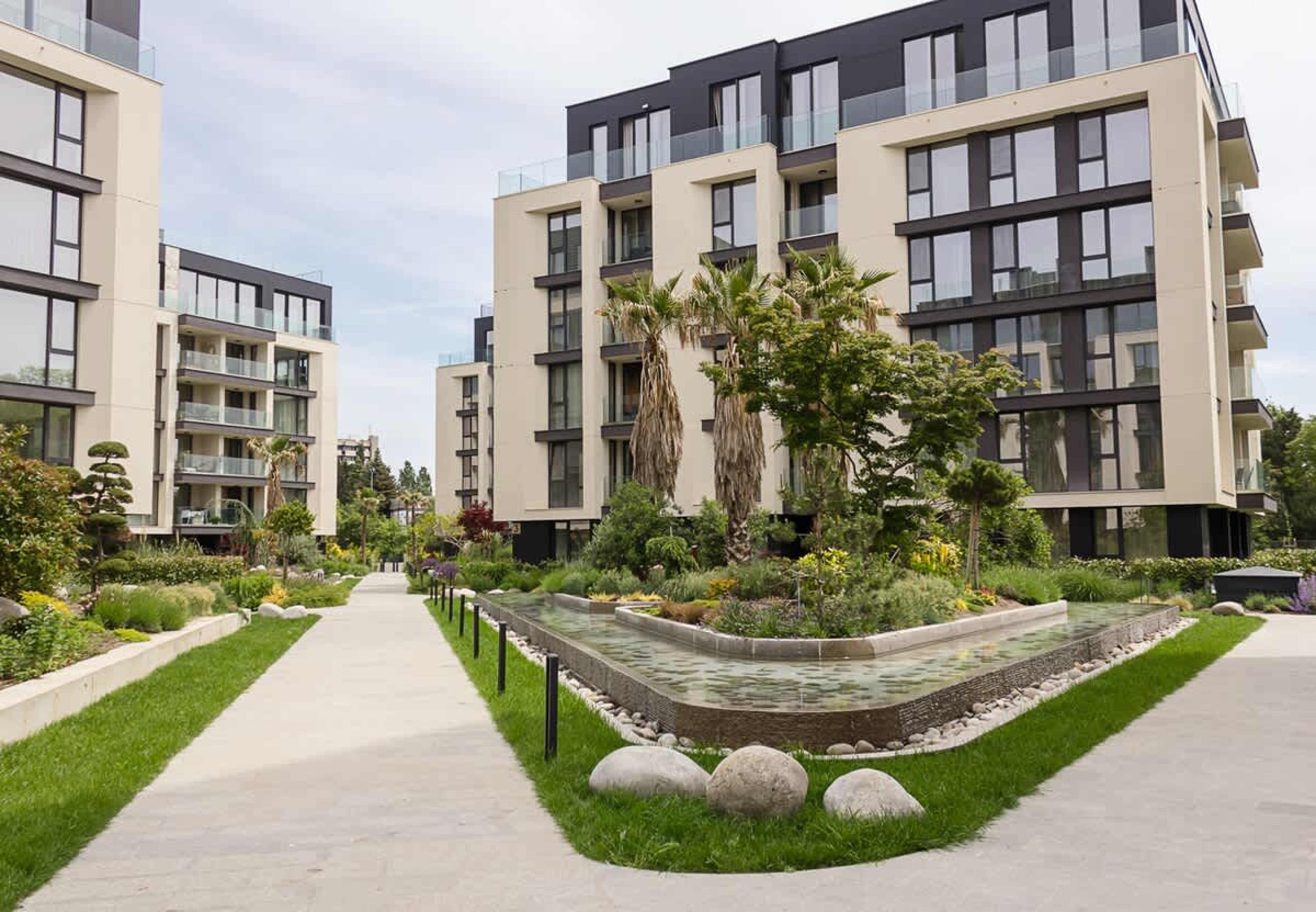 Scoutaround White Logo