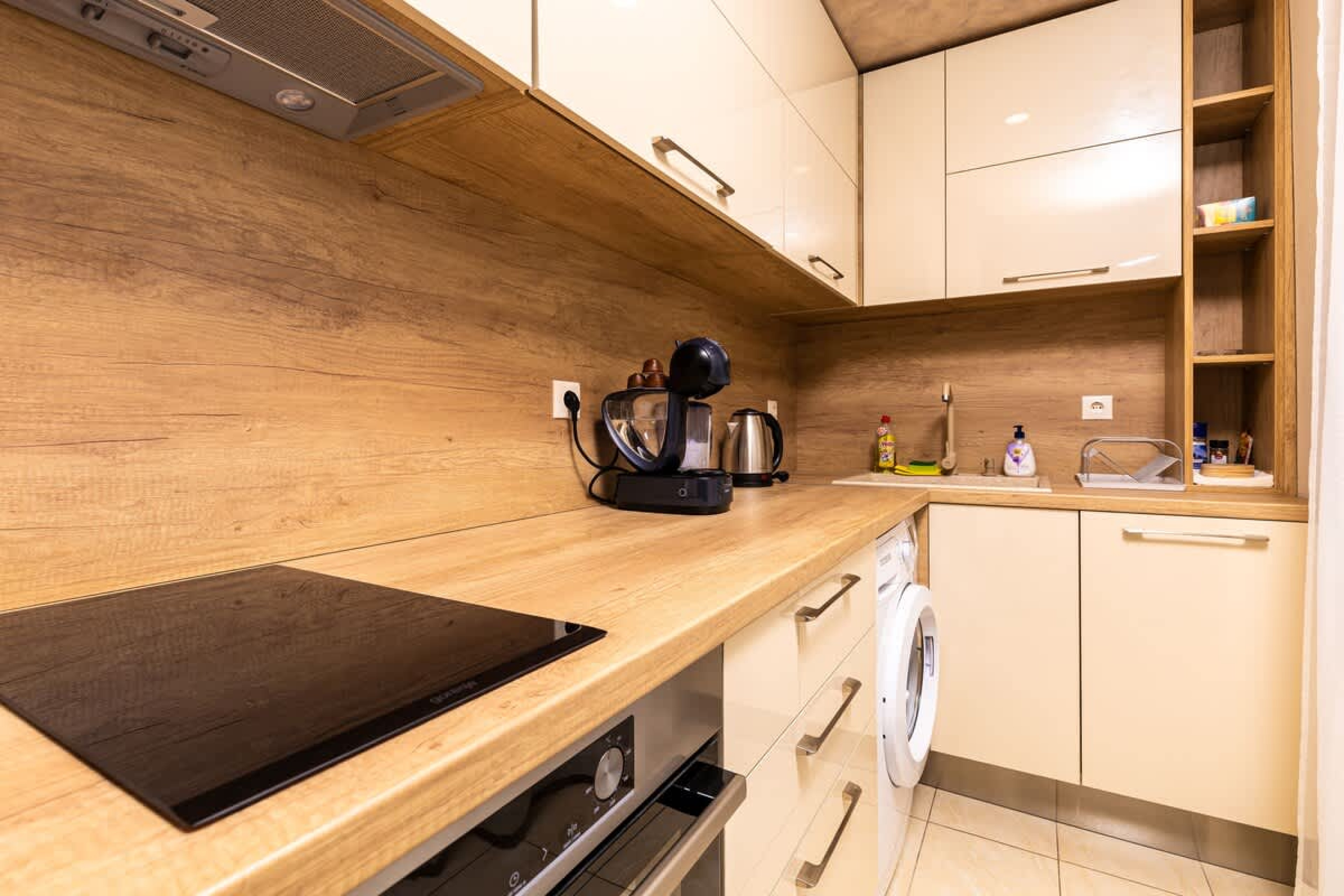 Scoutaround White Logo