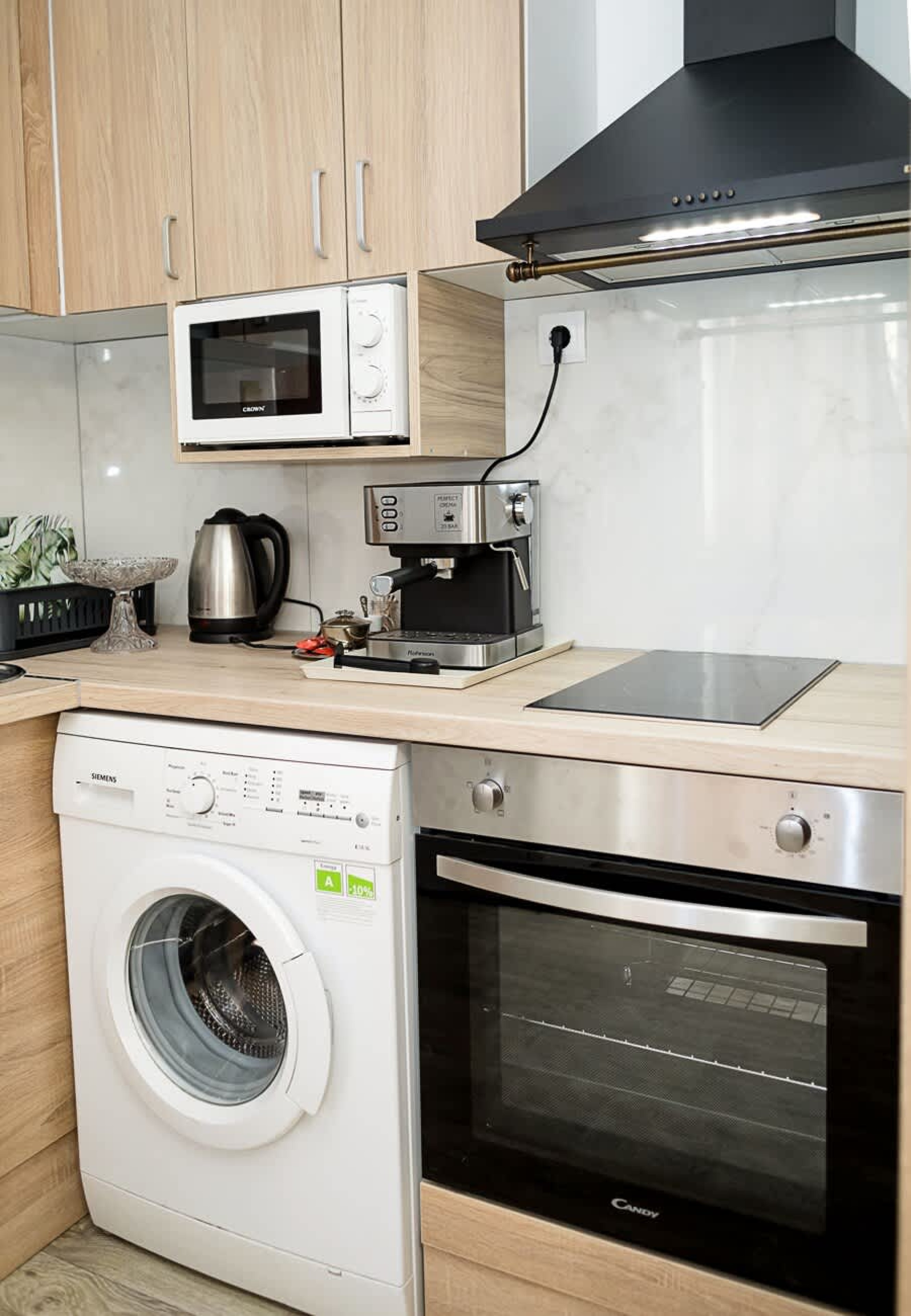 Scoutaround White Logo