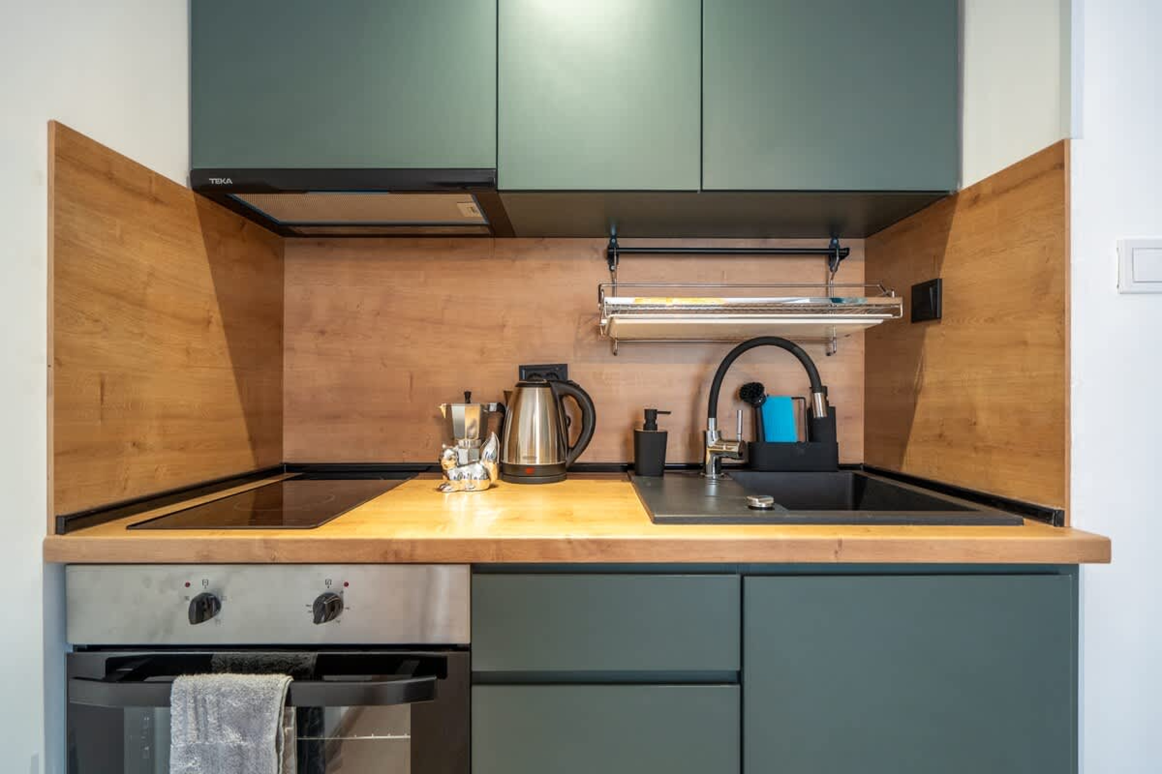 Scoutaround White Logo