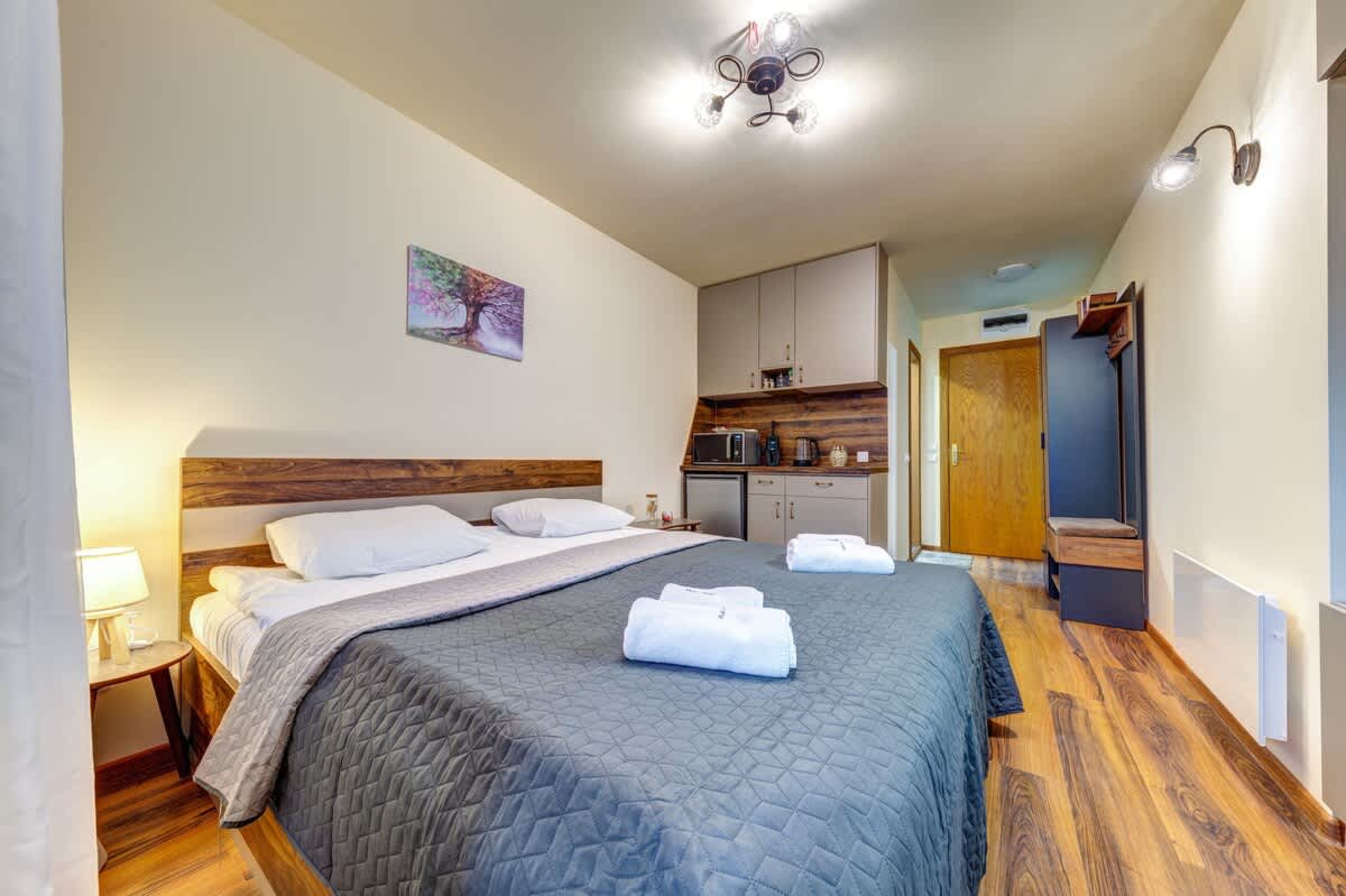 Scoutaround White Logo