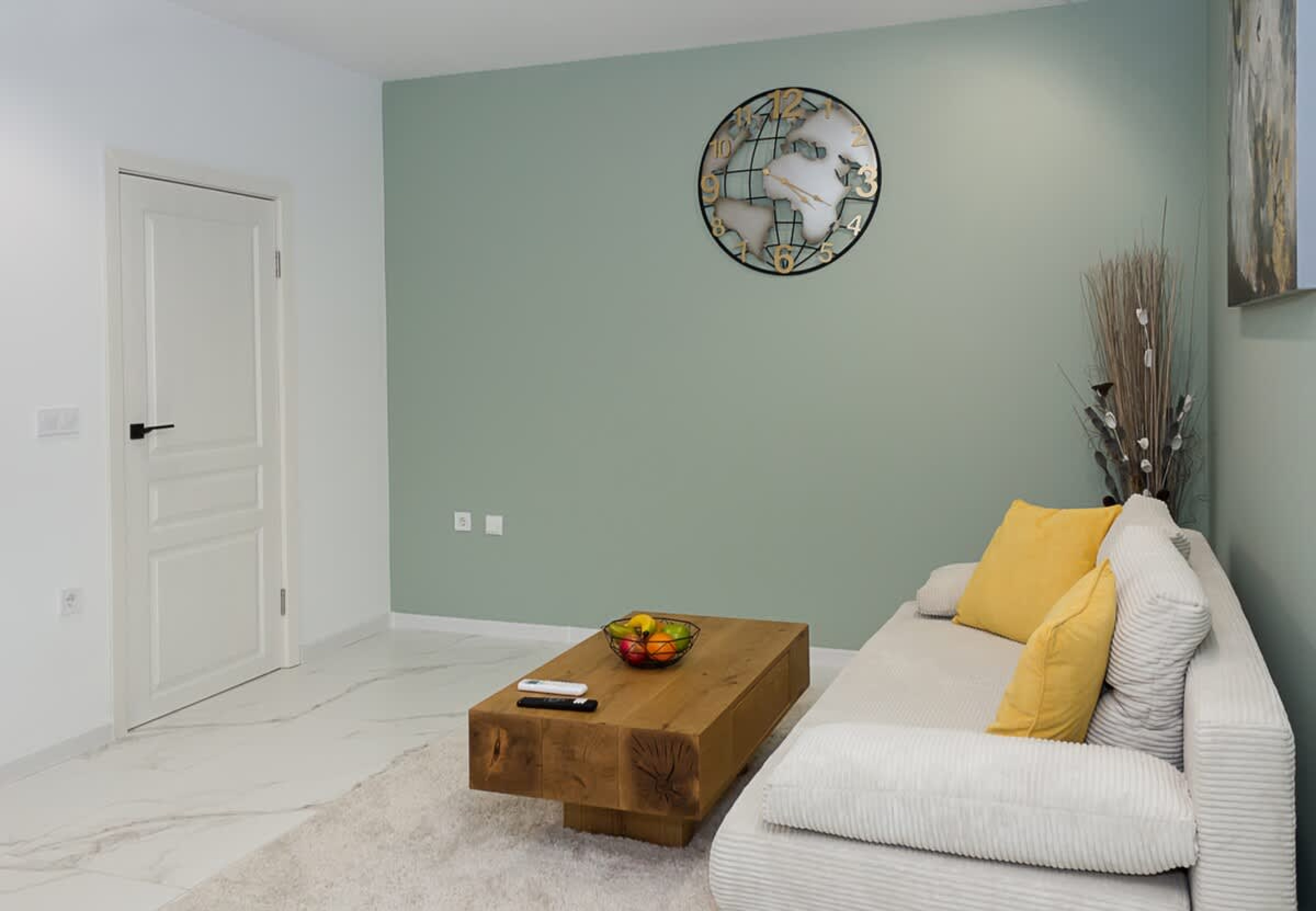 Scoutaround White Logo