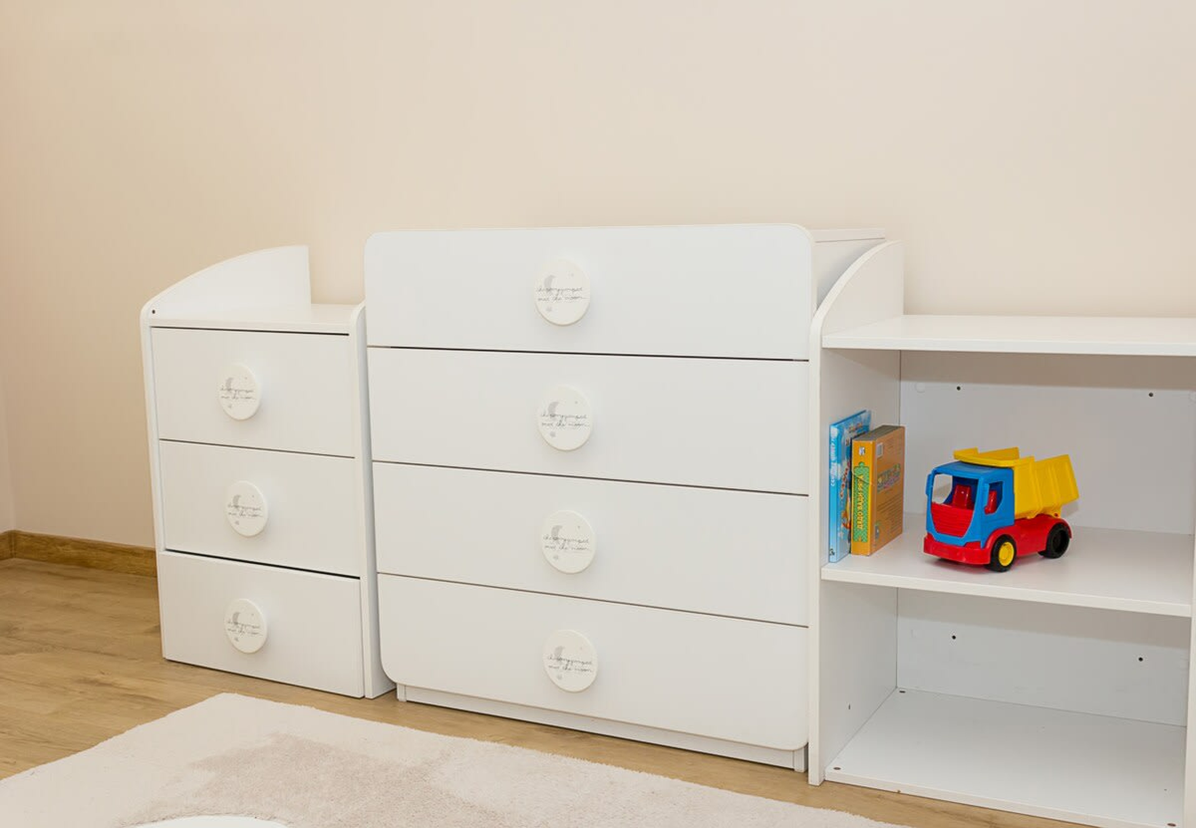 Scoutaround White Logo