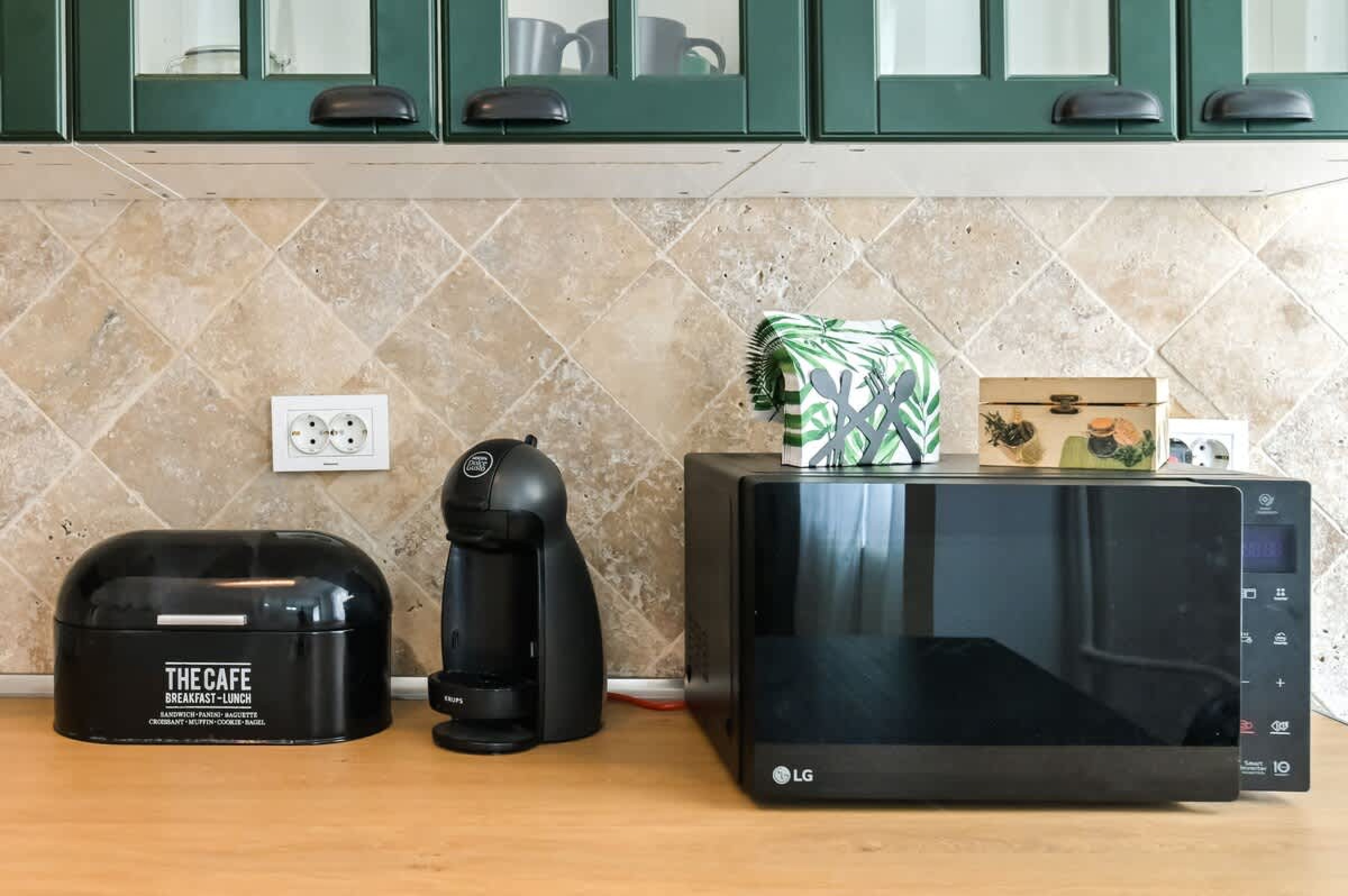 Scoutaround White Logo