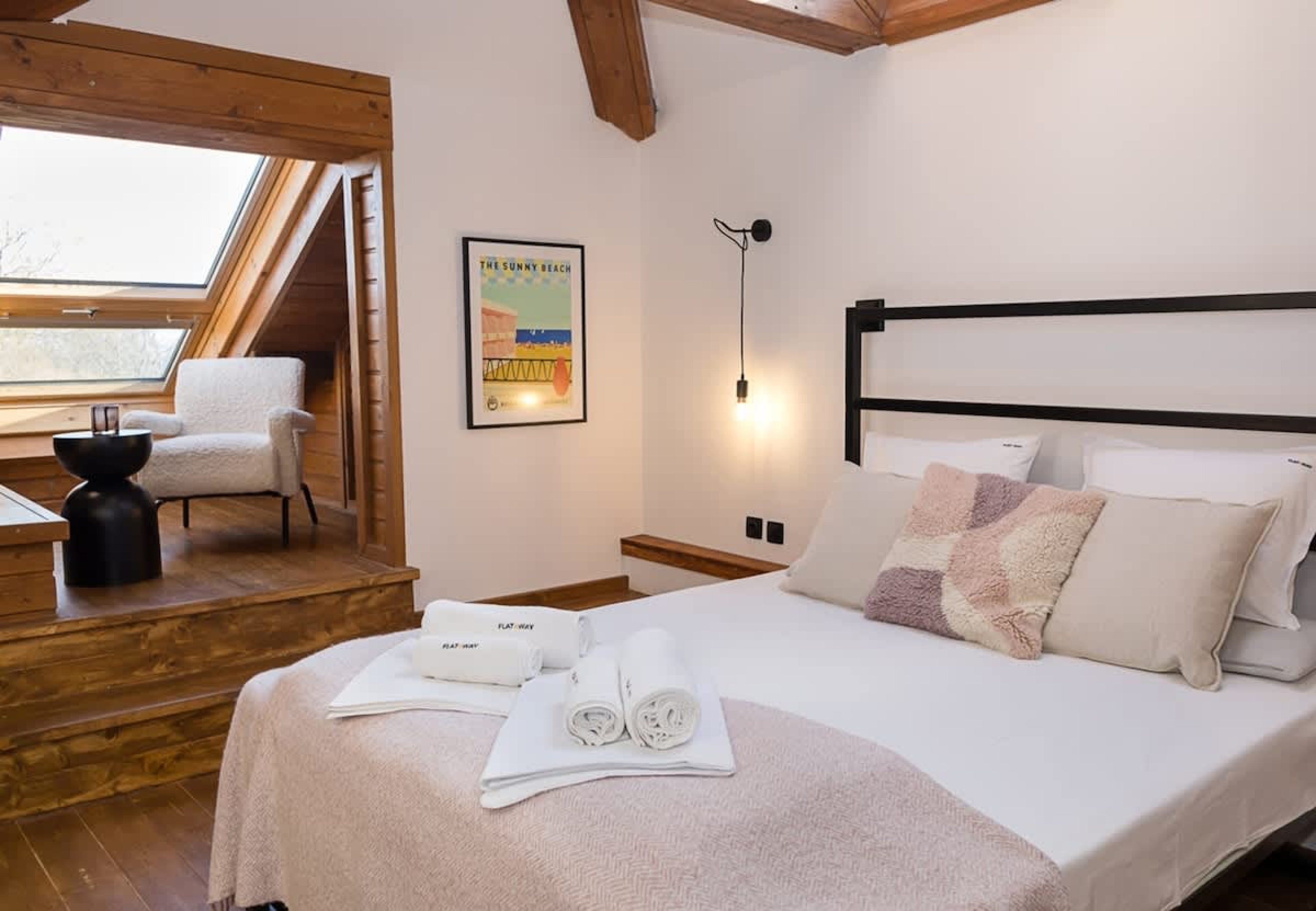 Stylish Maisonette Just Steps from the Sea Garden - Cover Photo