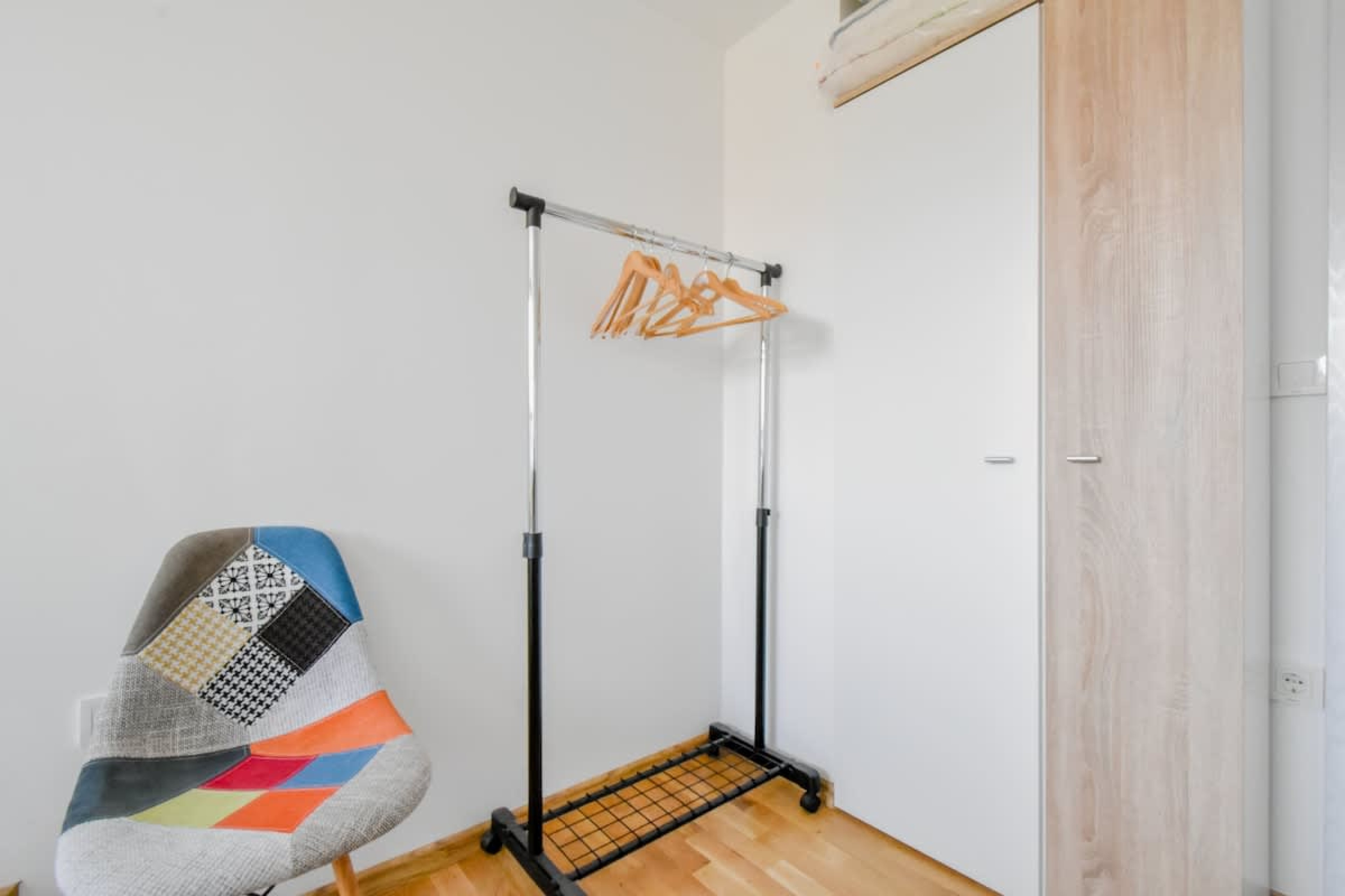 Scoutaround White Logo