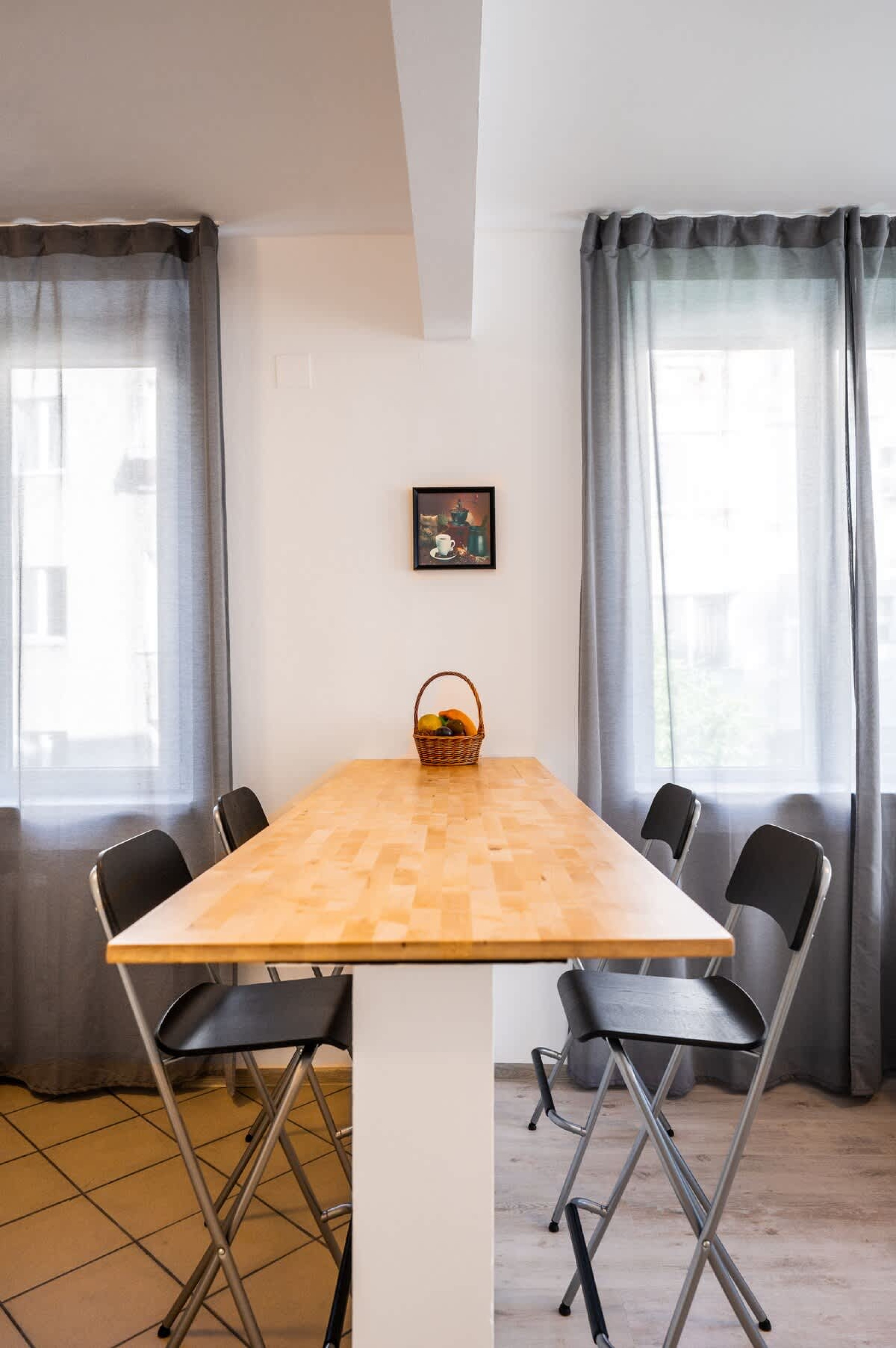 Scoutaround White Logo