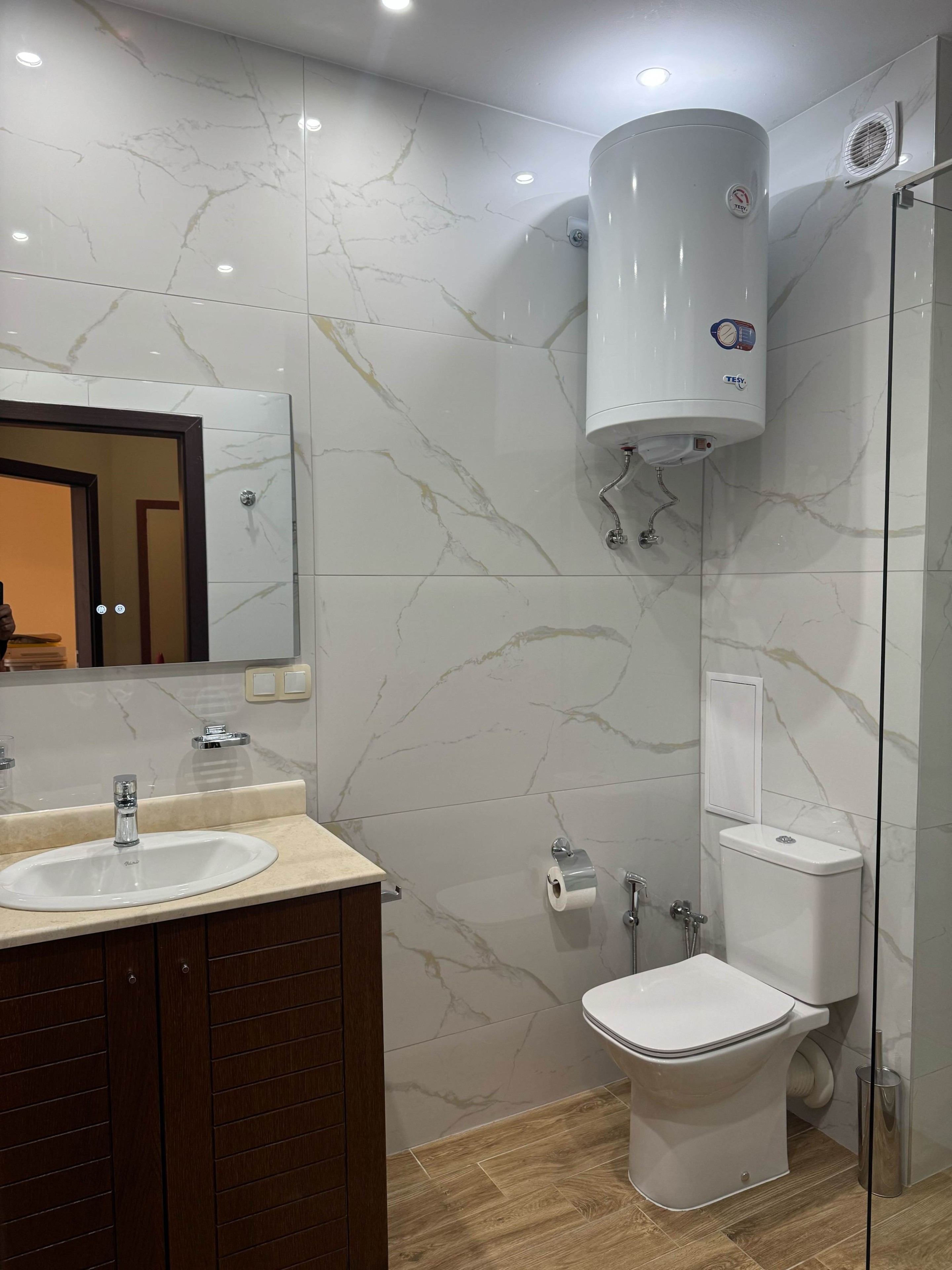 Scoutaround White Logo