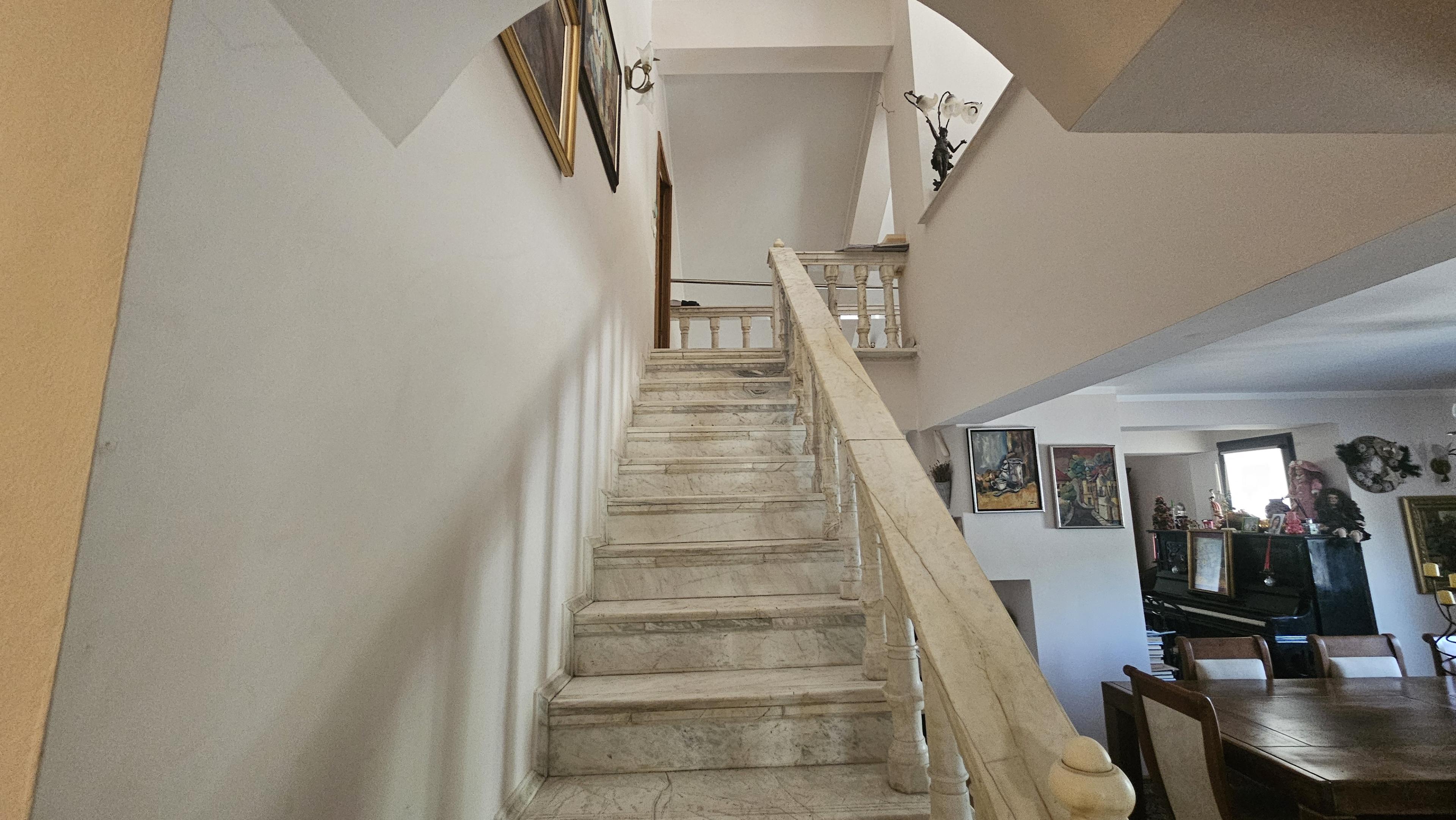 Staircase 2