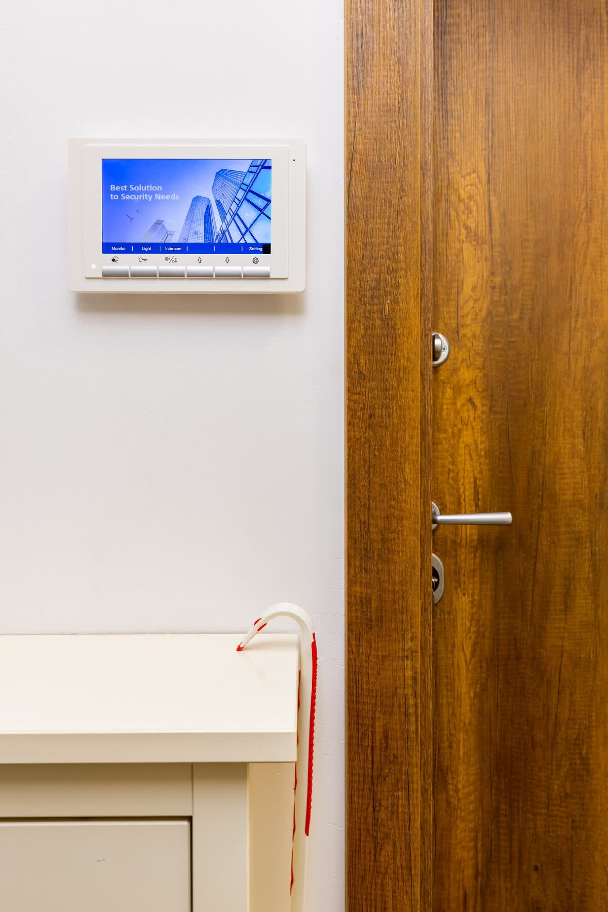 Scoutaround White Logo