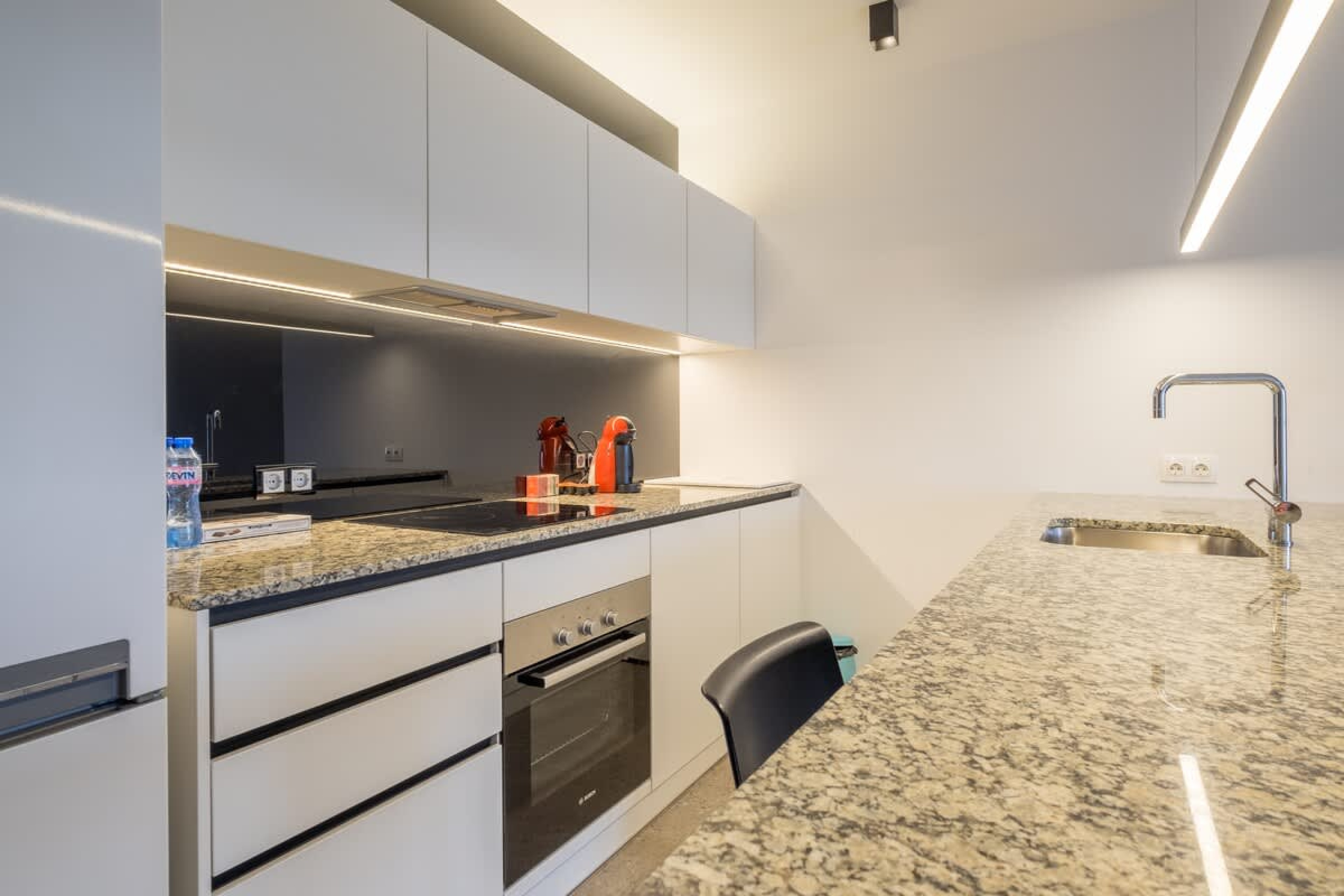 Scoutaround White Logo