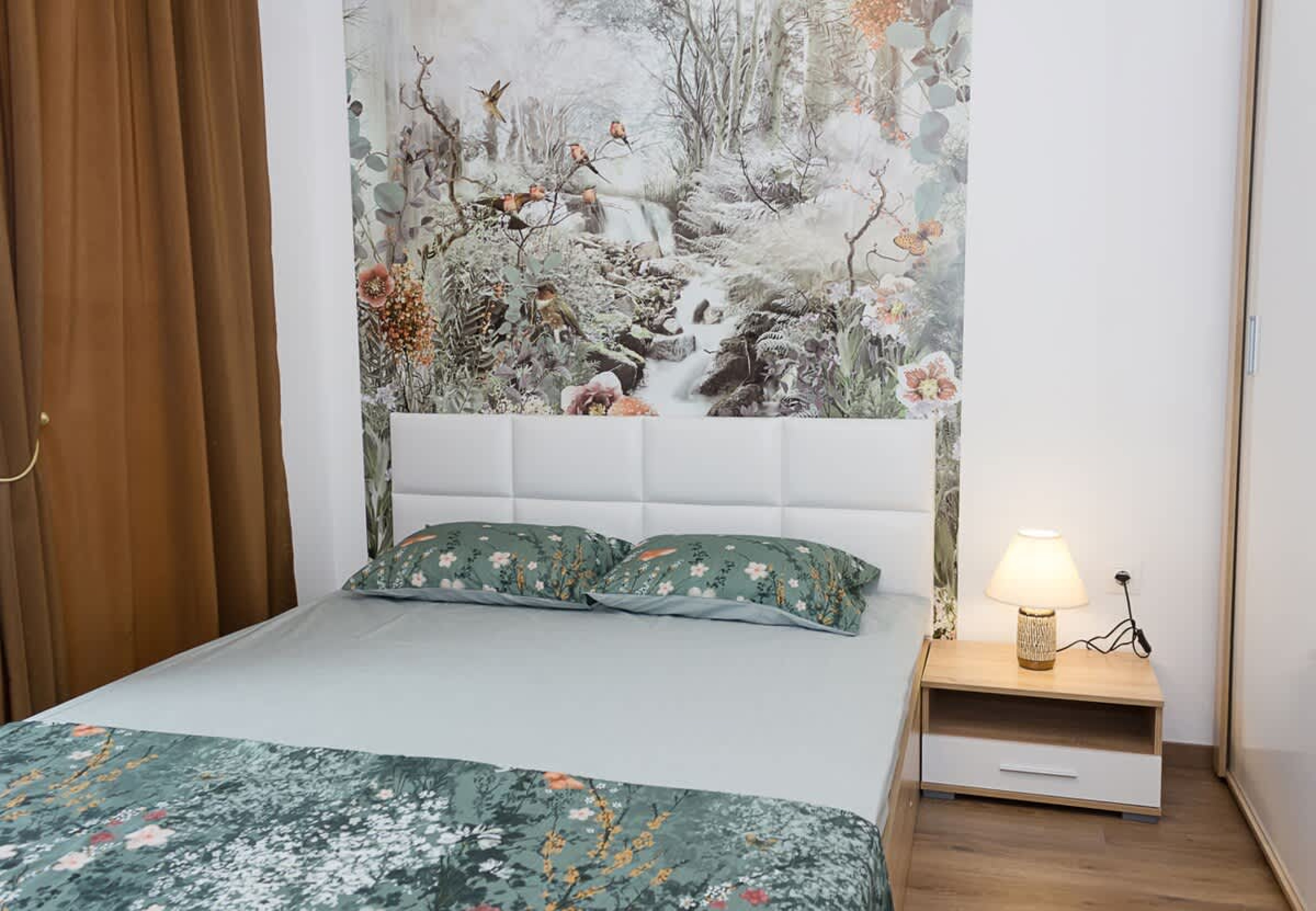 Scoutaround White Logo