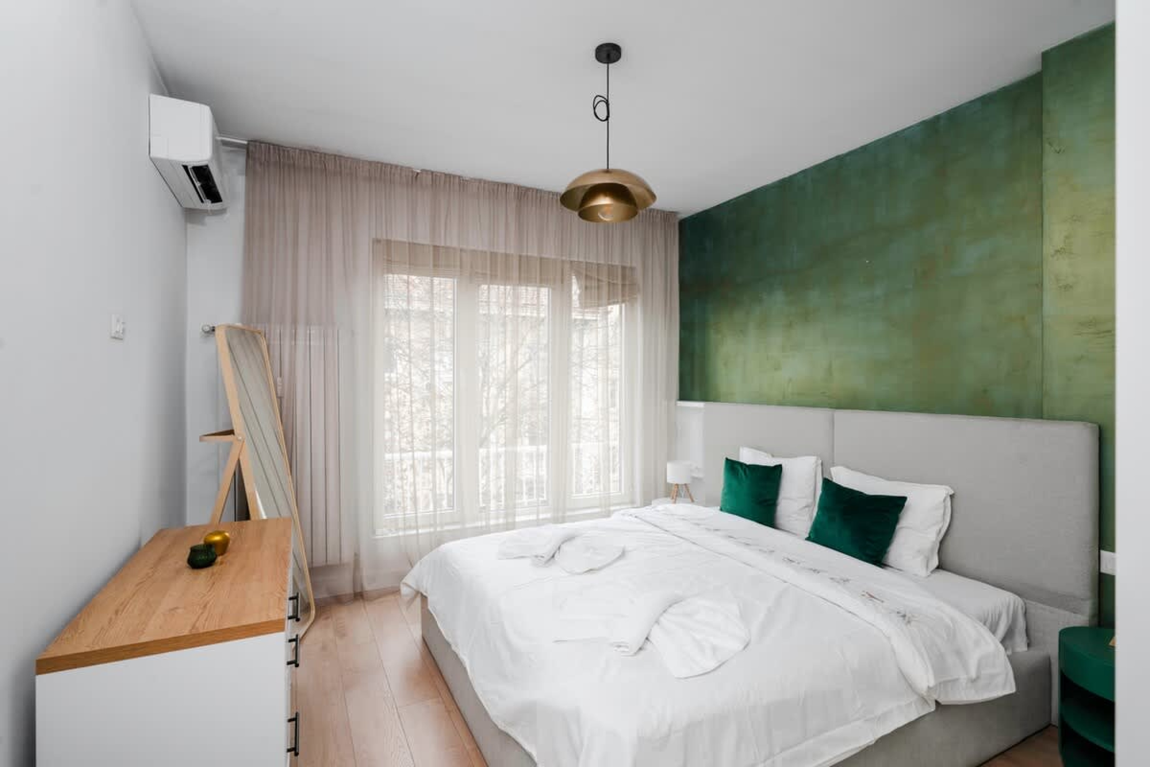 Sunny Stylish Apartment in Sofia - Photo 5