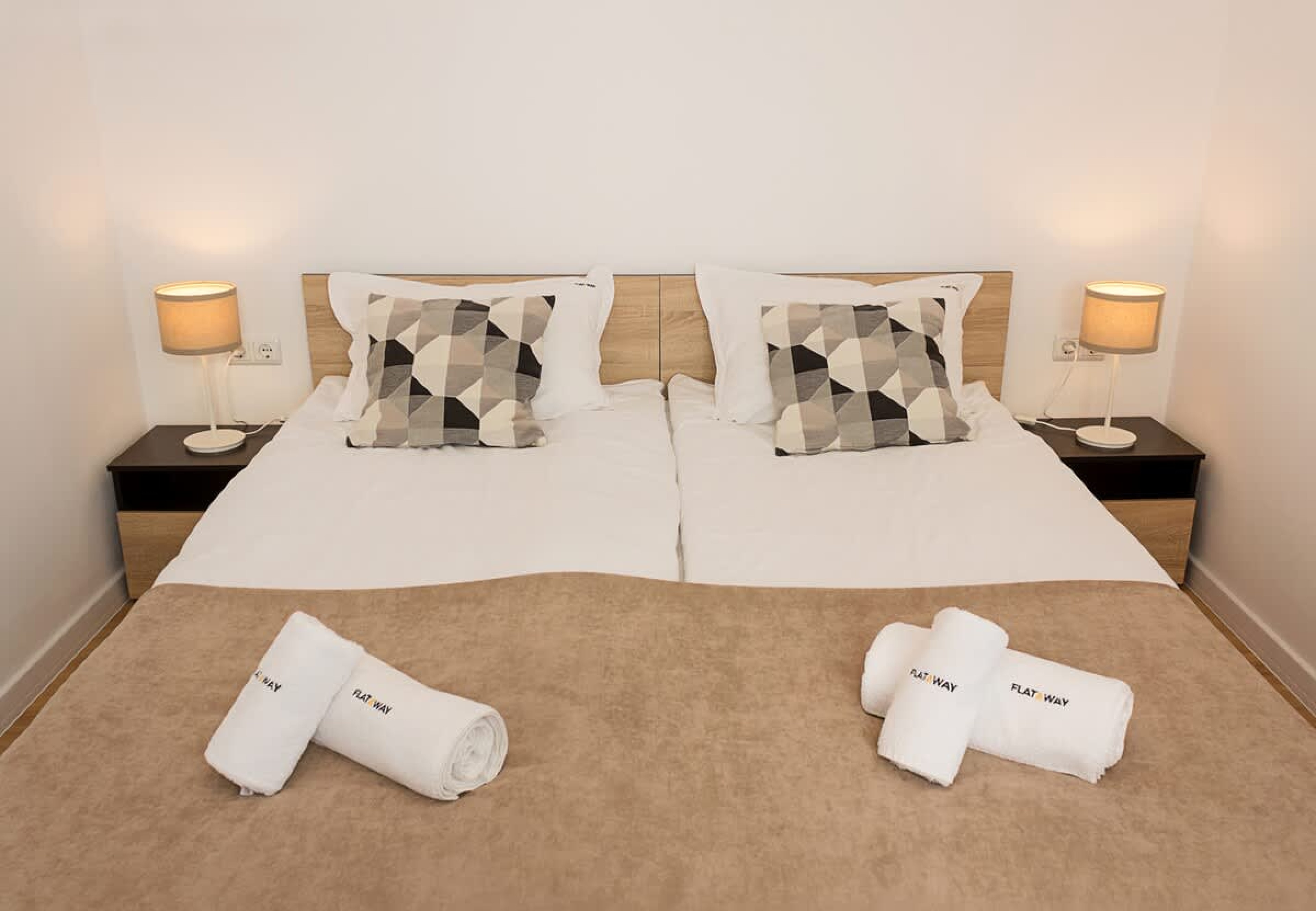 Seaview Haven: Elegant 2BD Flat in Balchik - Photo 20