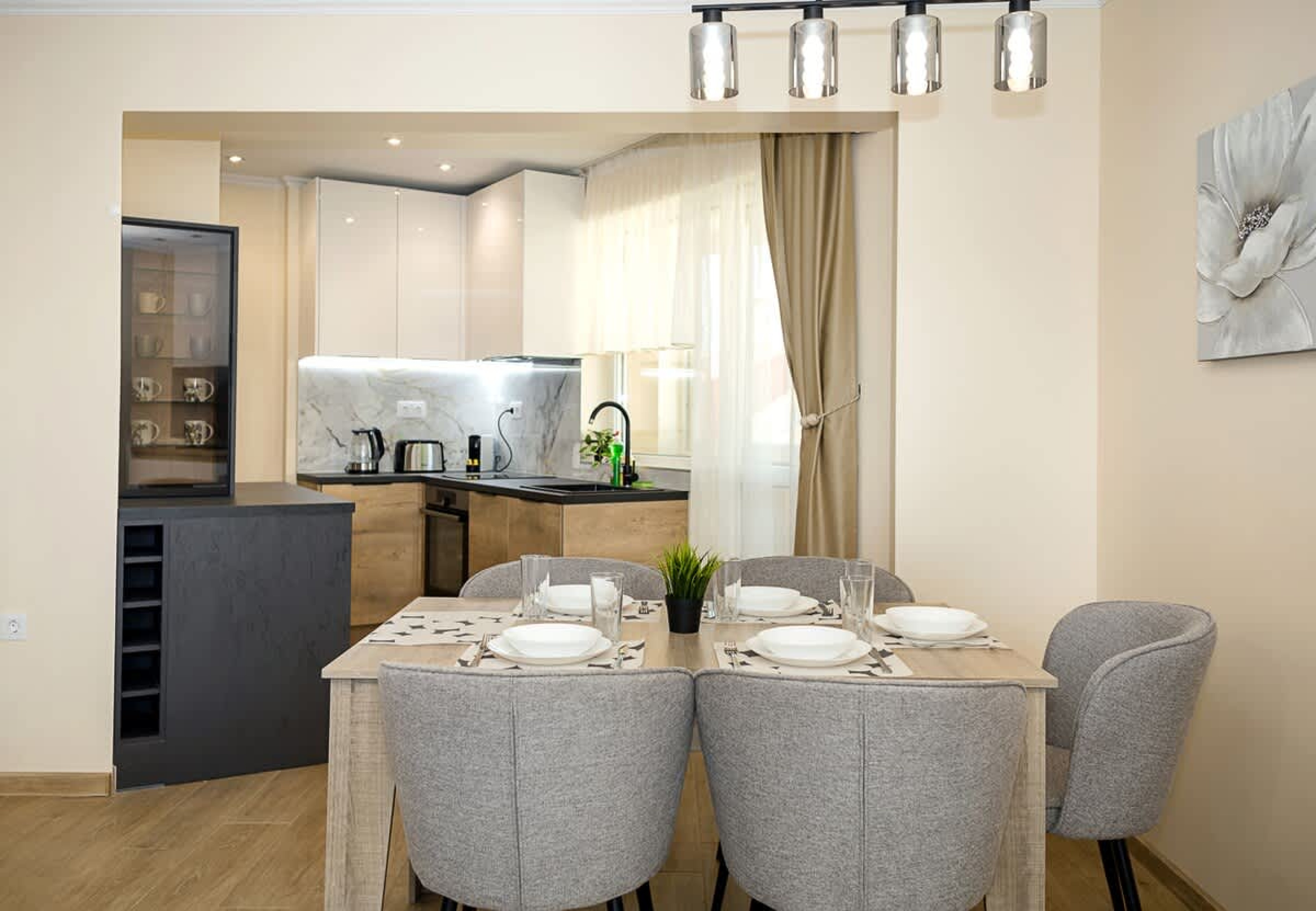 Scoutaround White Logo