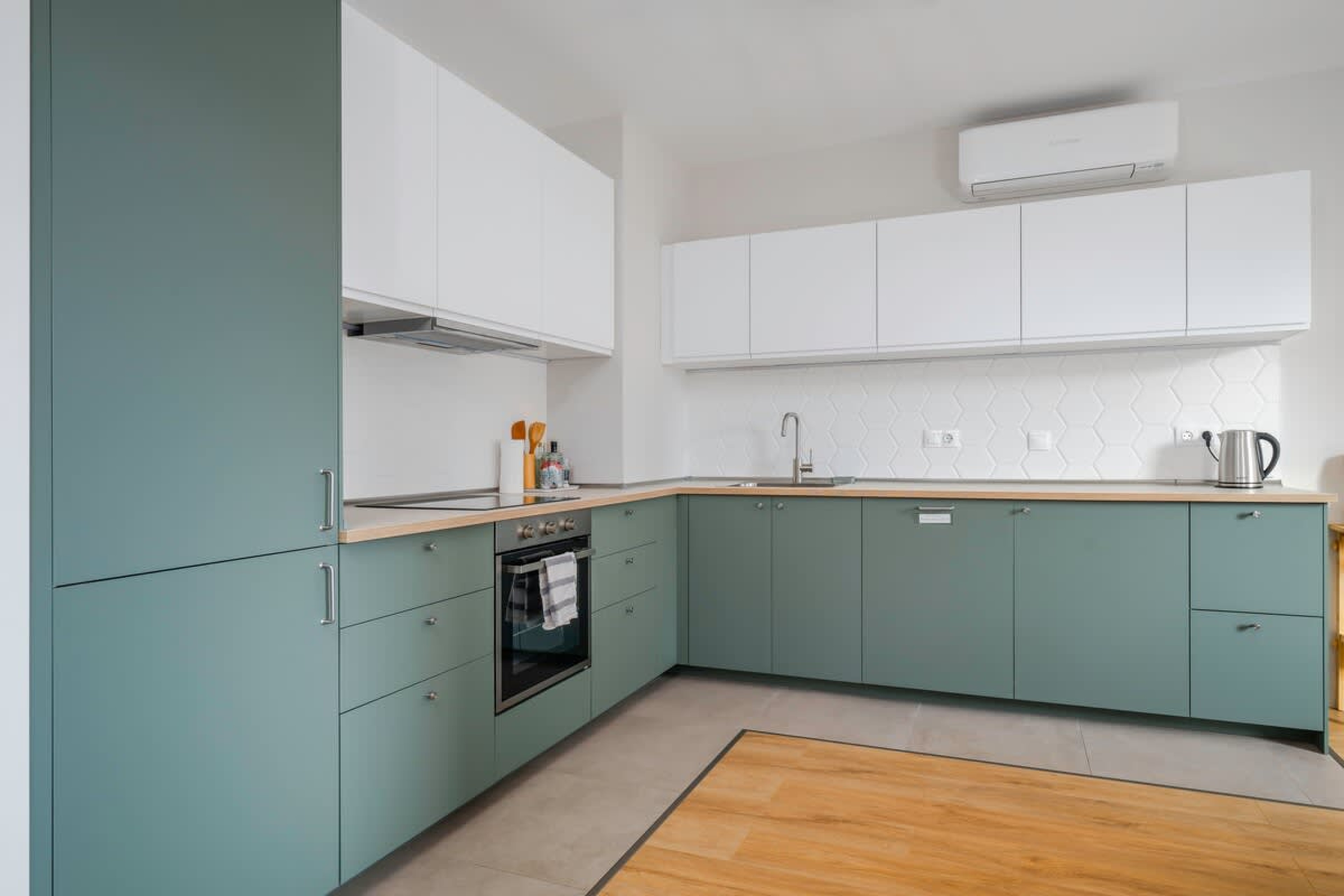 Scoutaround White Logo