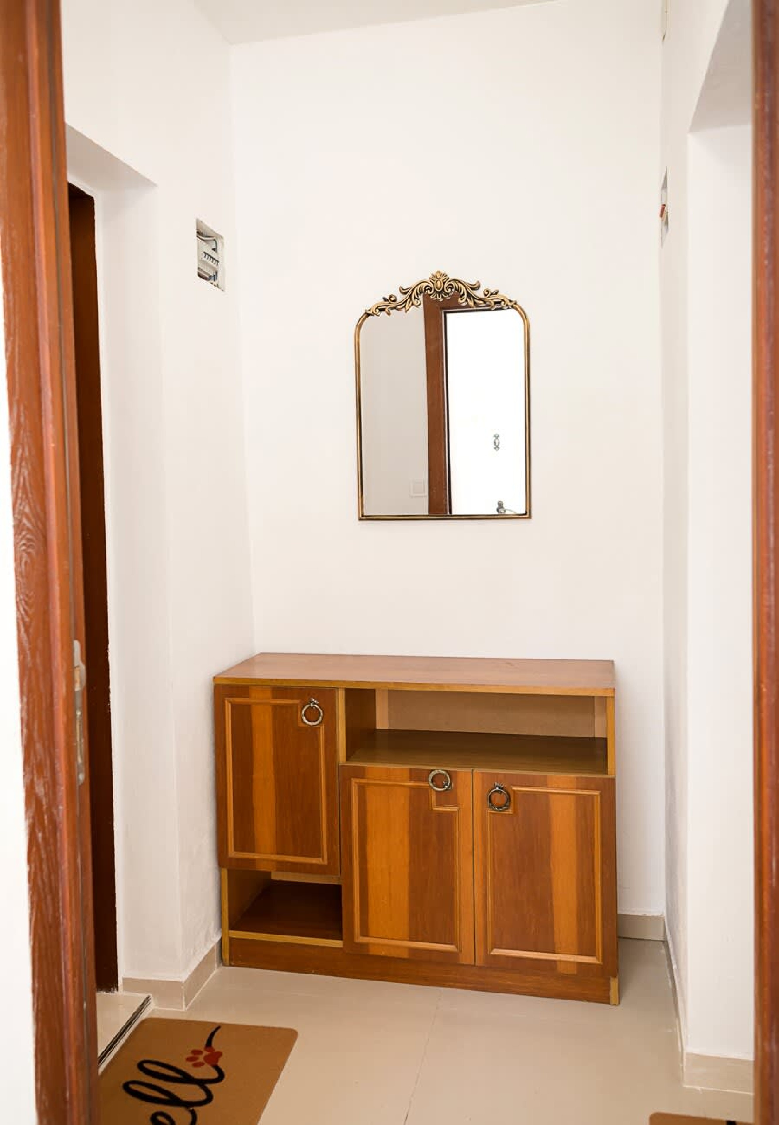 Scoutaround White Logo