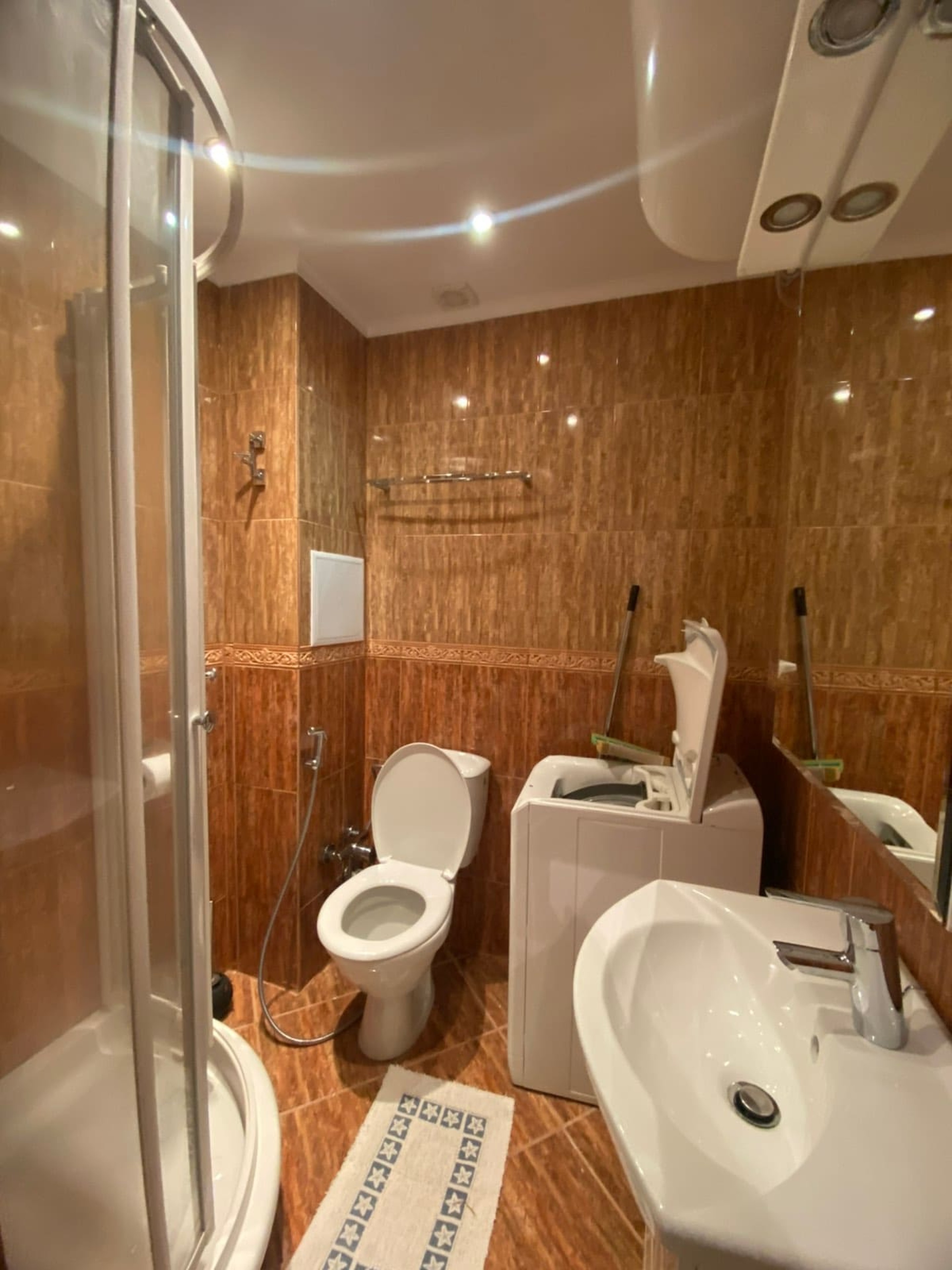 Scoutaround White Logo