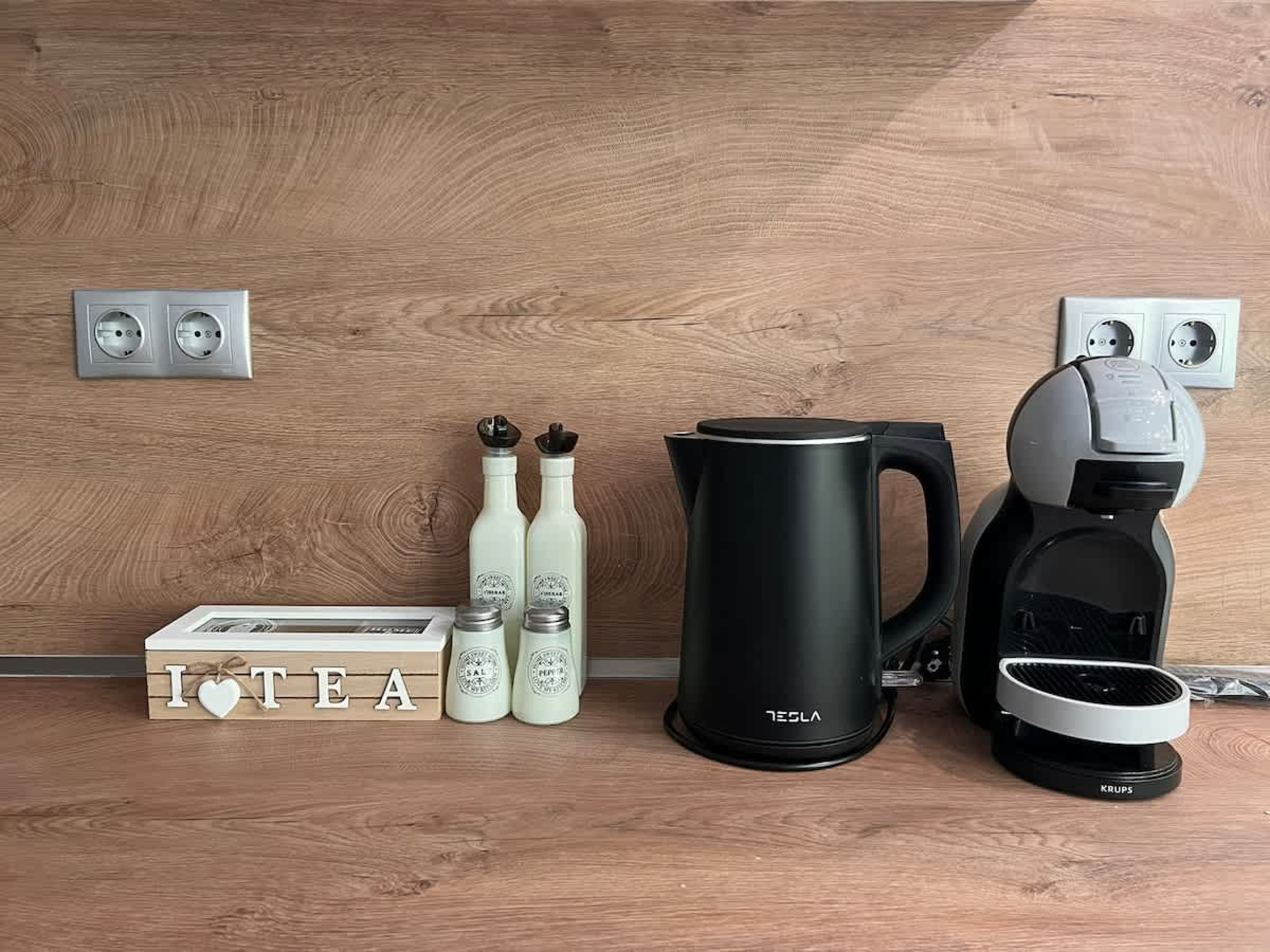 Scoutaround White Logo