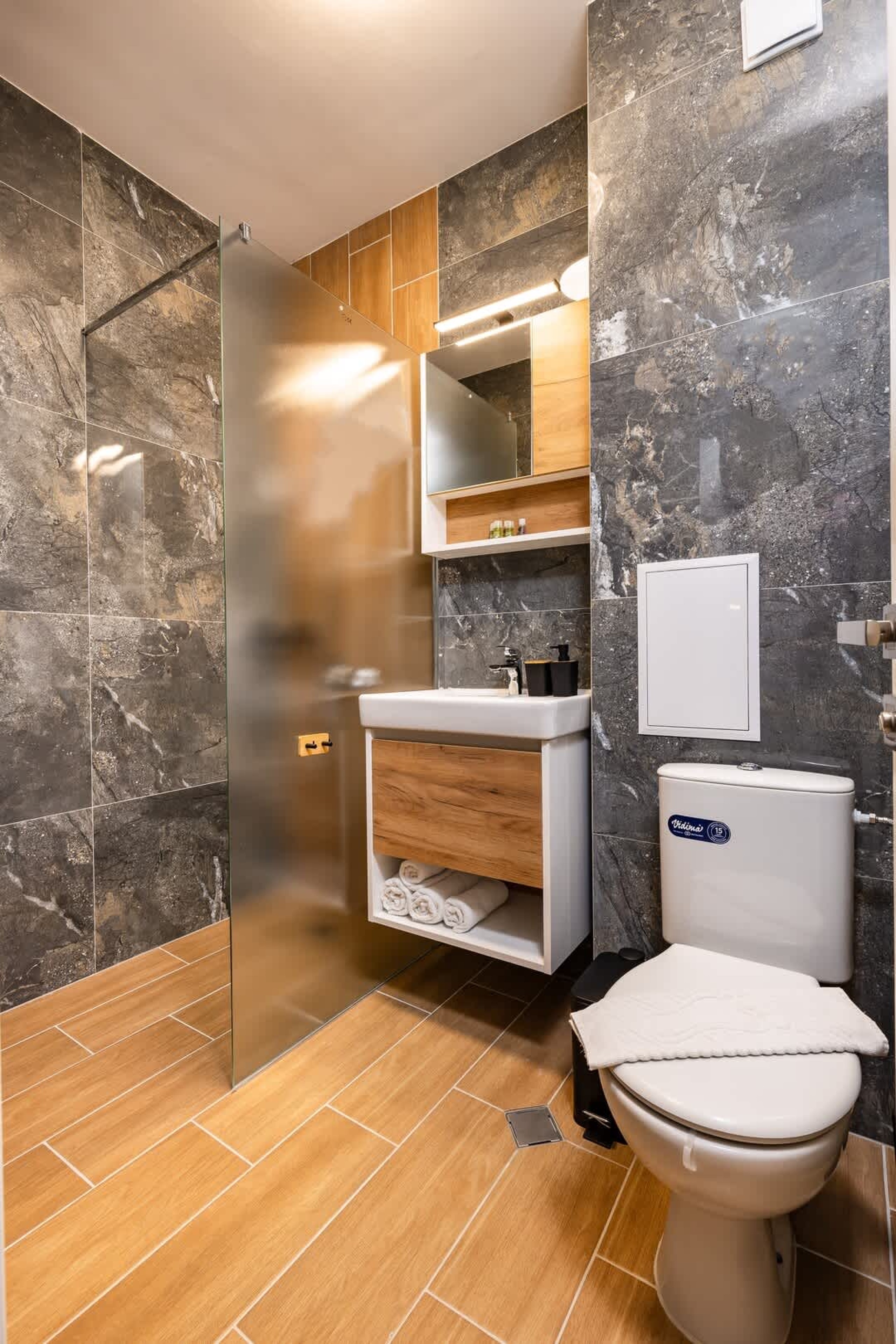 Scoutaround White Logo