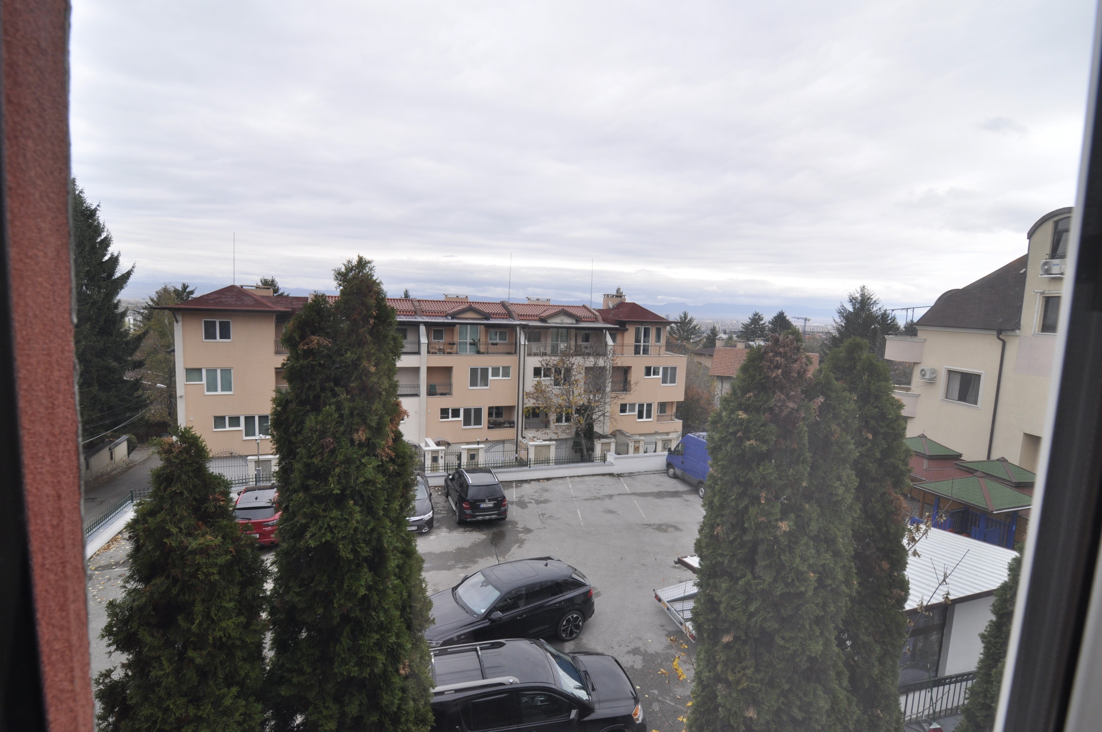 Scoutaround White Logo