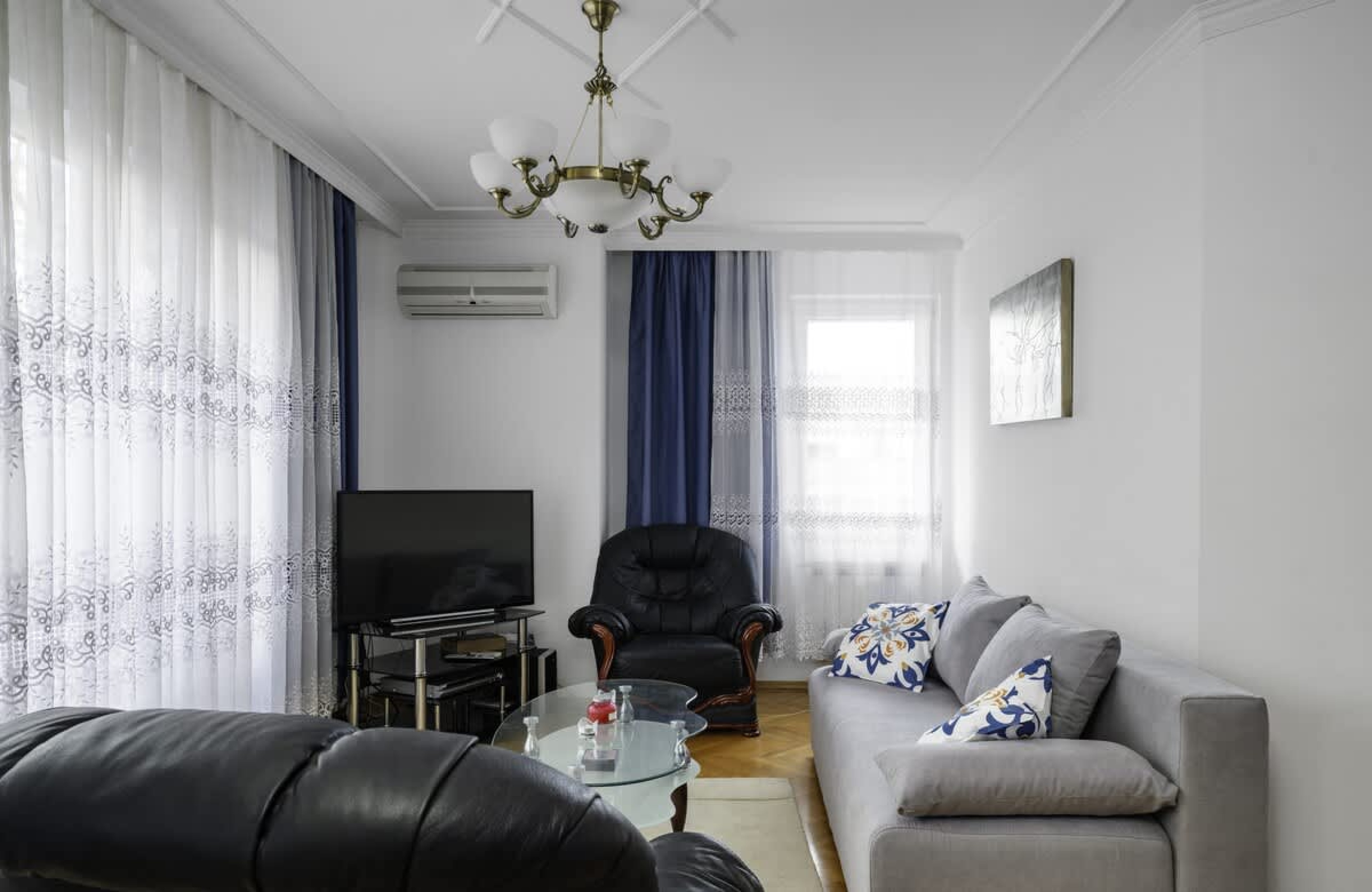 Cozy 2BD Apartment close to South Park - Photo 7