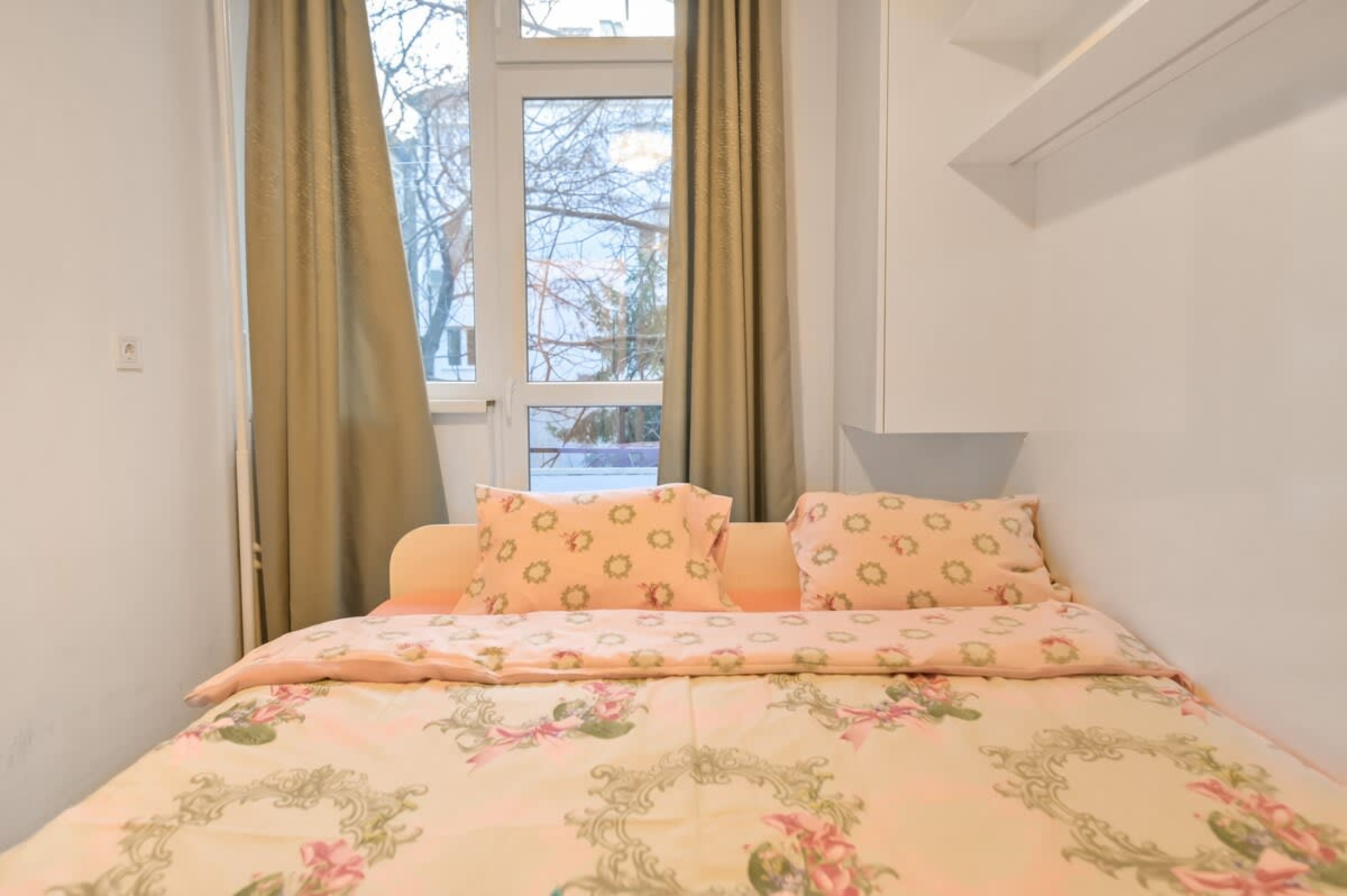 Scoutaround White Logo