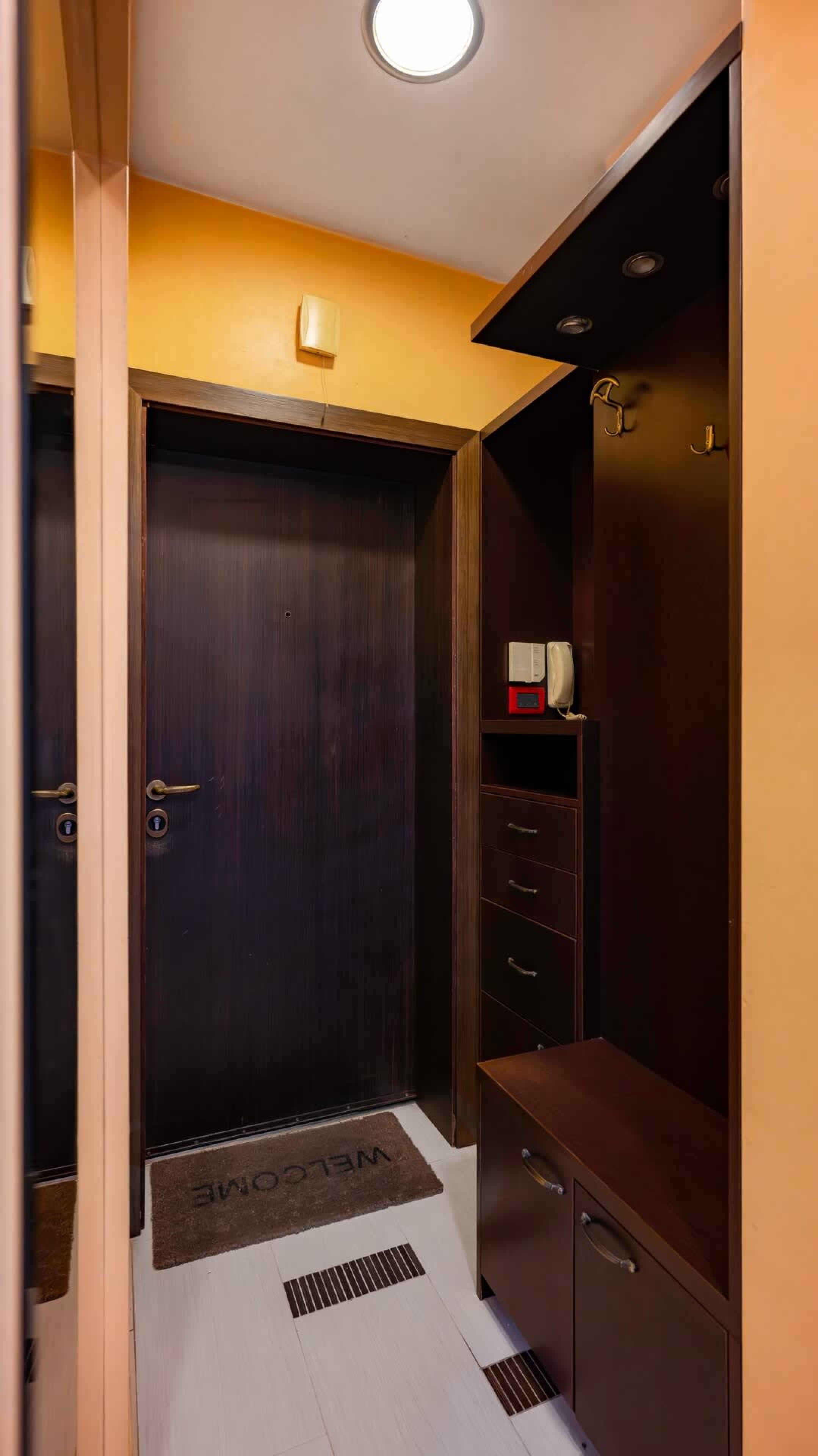 Scoutaround White Logo