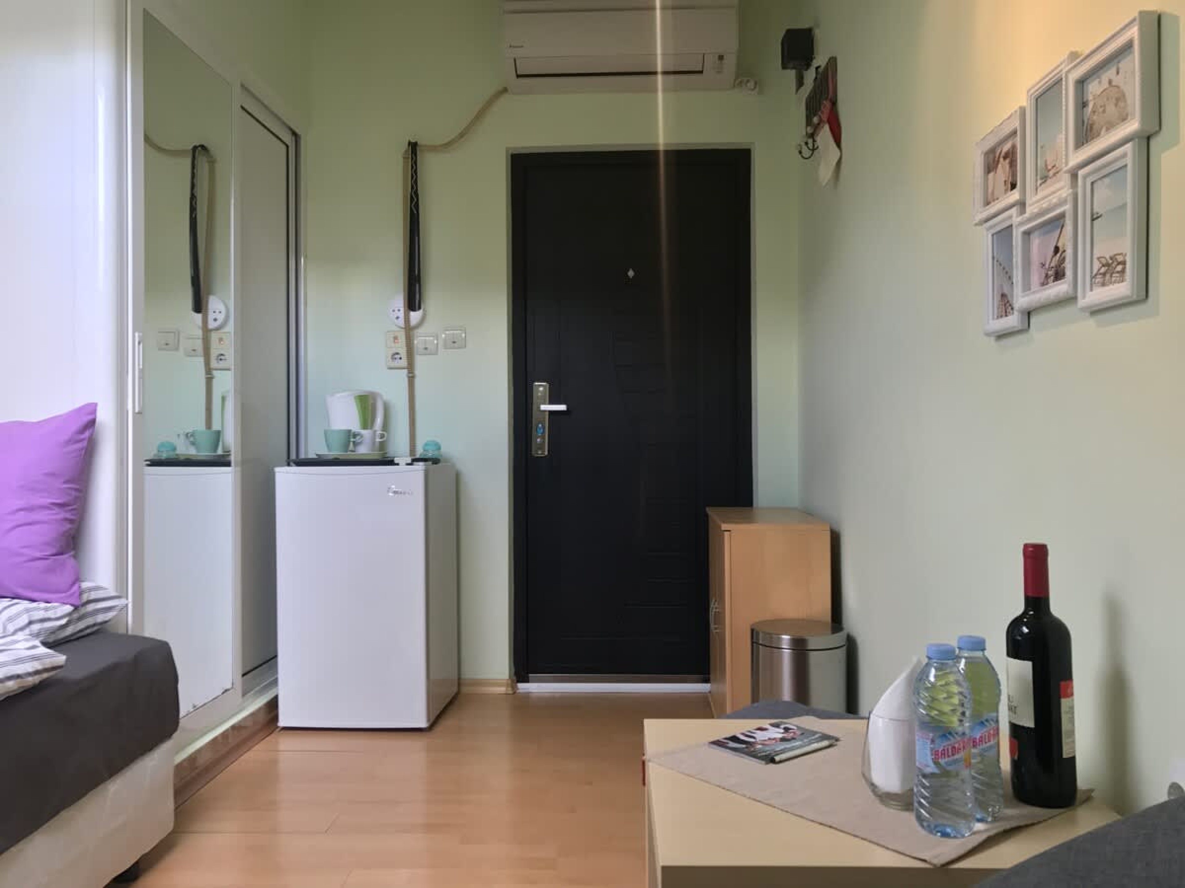 Scoutaround White Logo