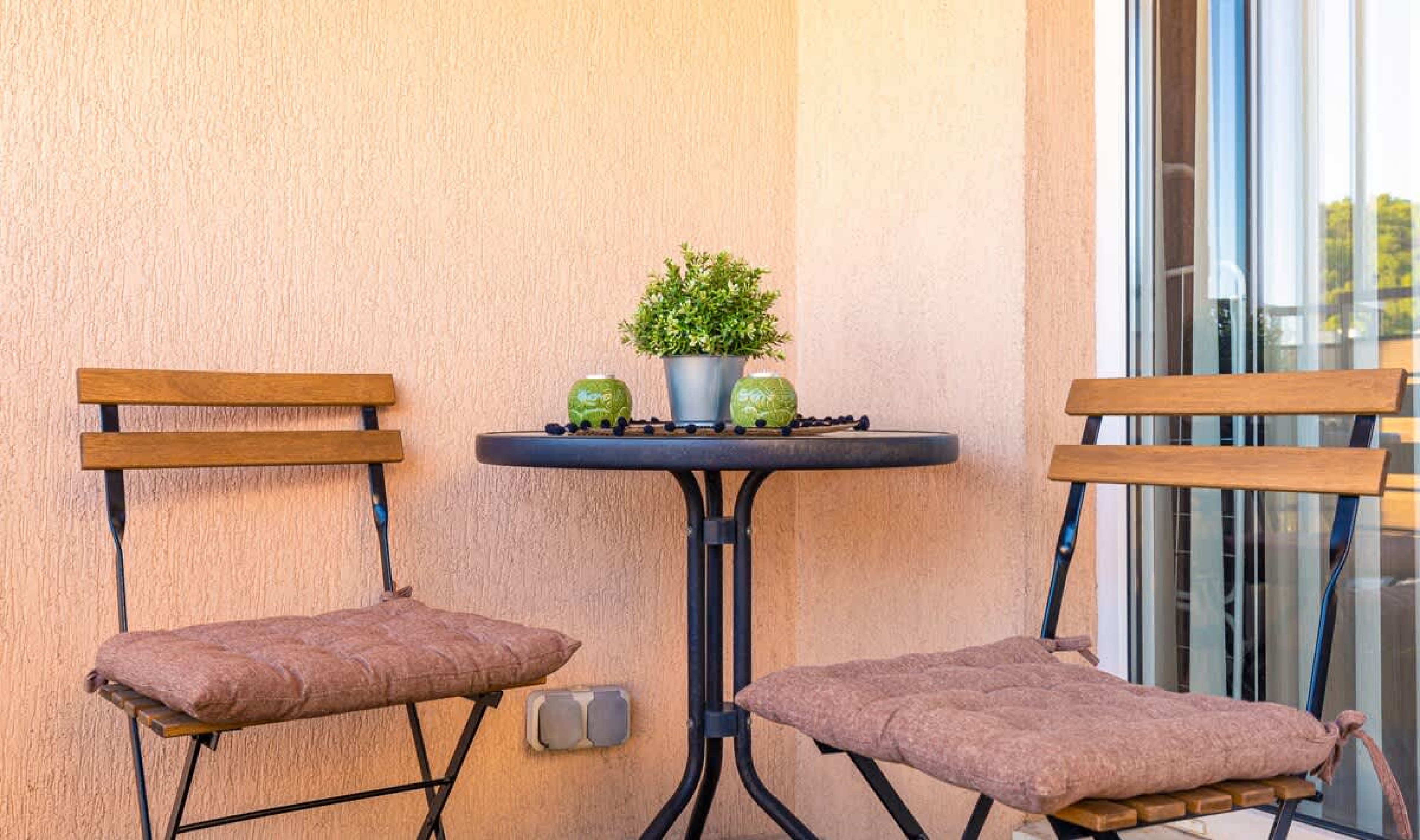 Scoutaround White Logo