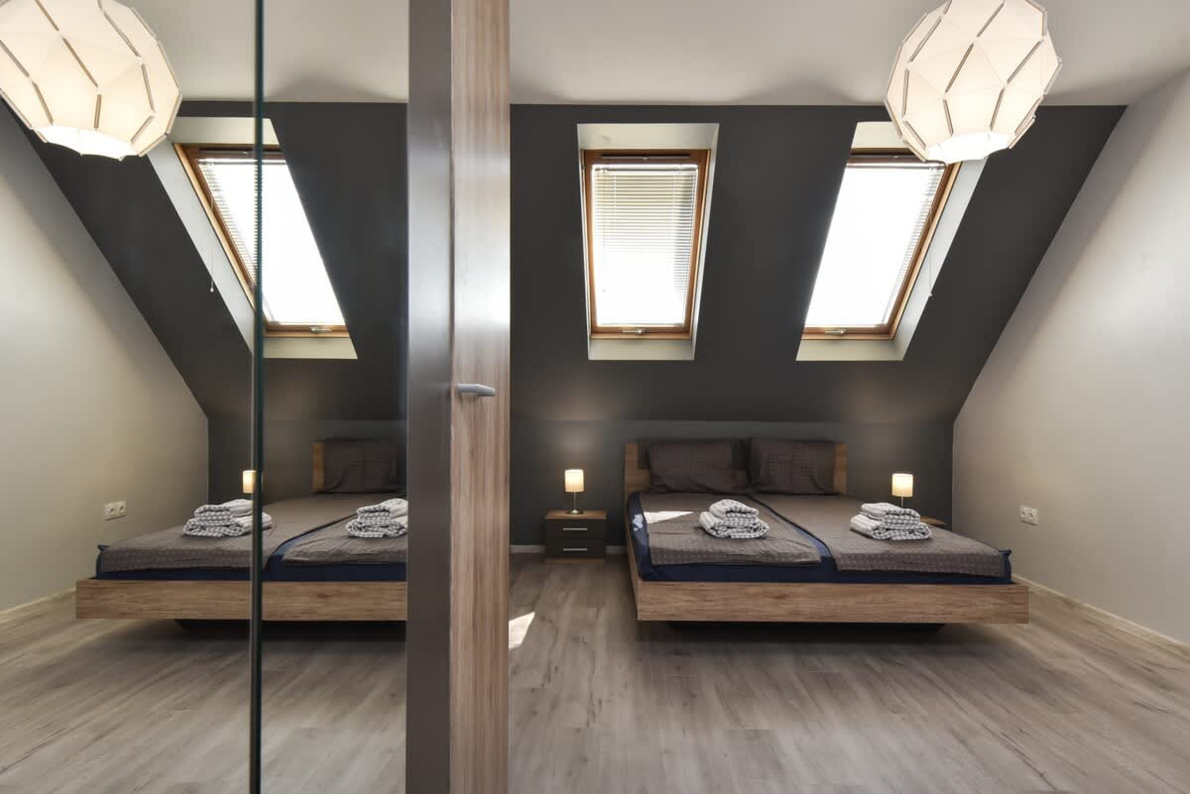 Scoutaround White Logo