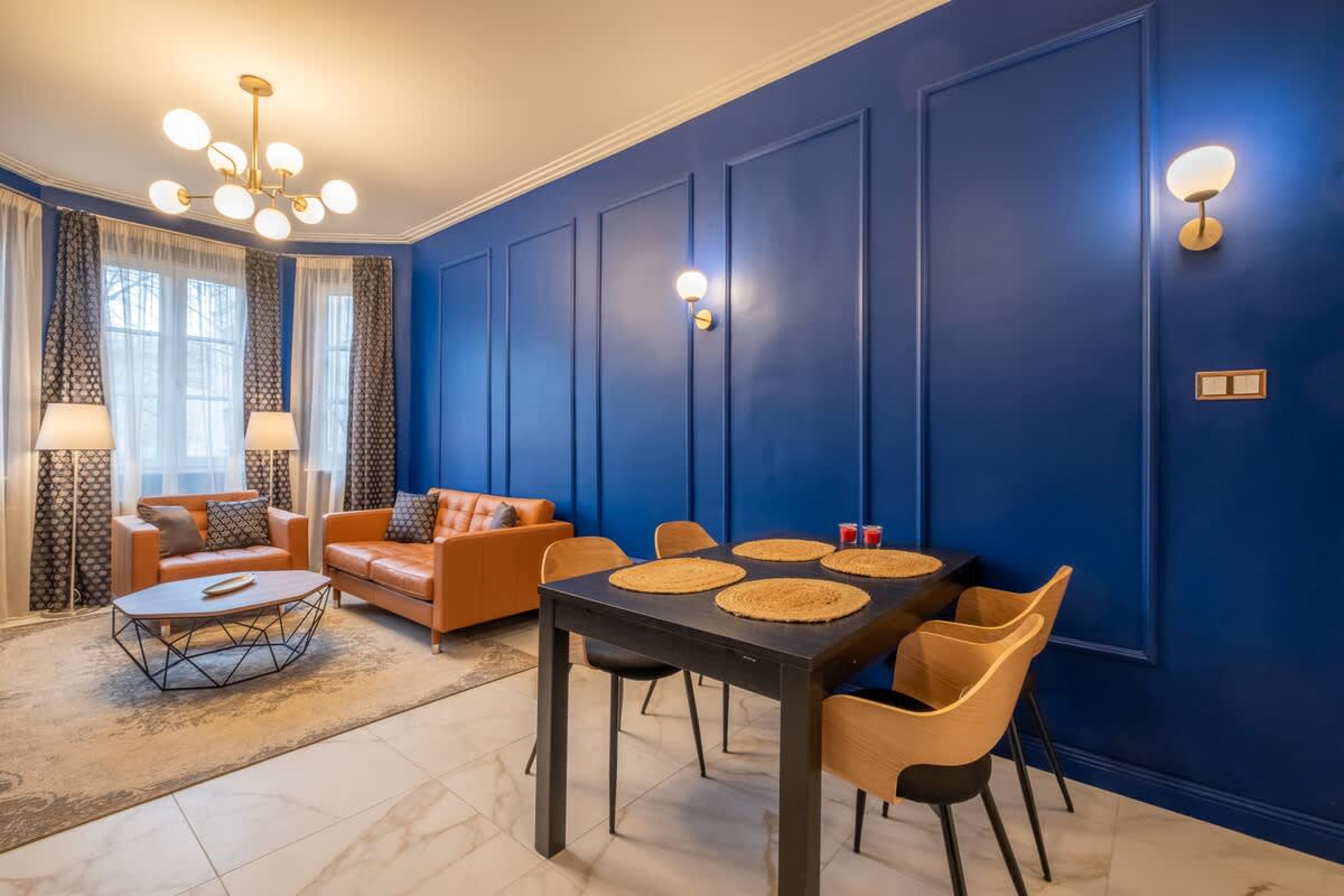 Scoutaround White Logo